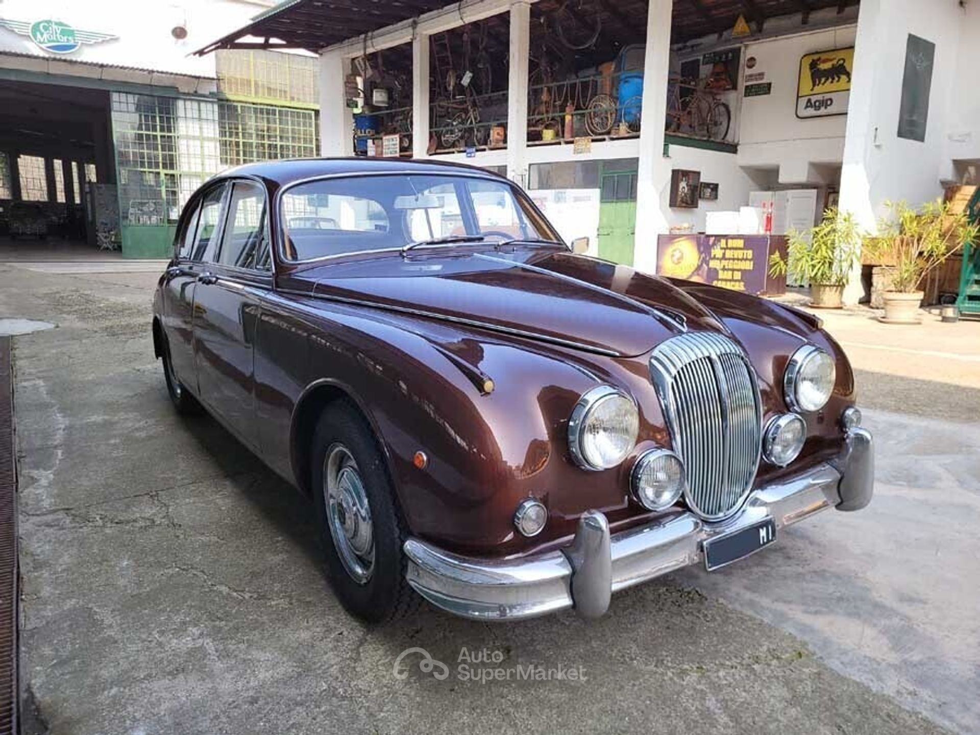 Jaguar MK2