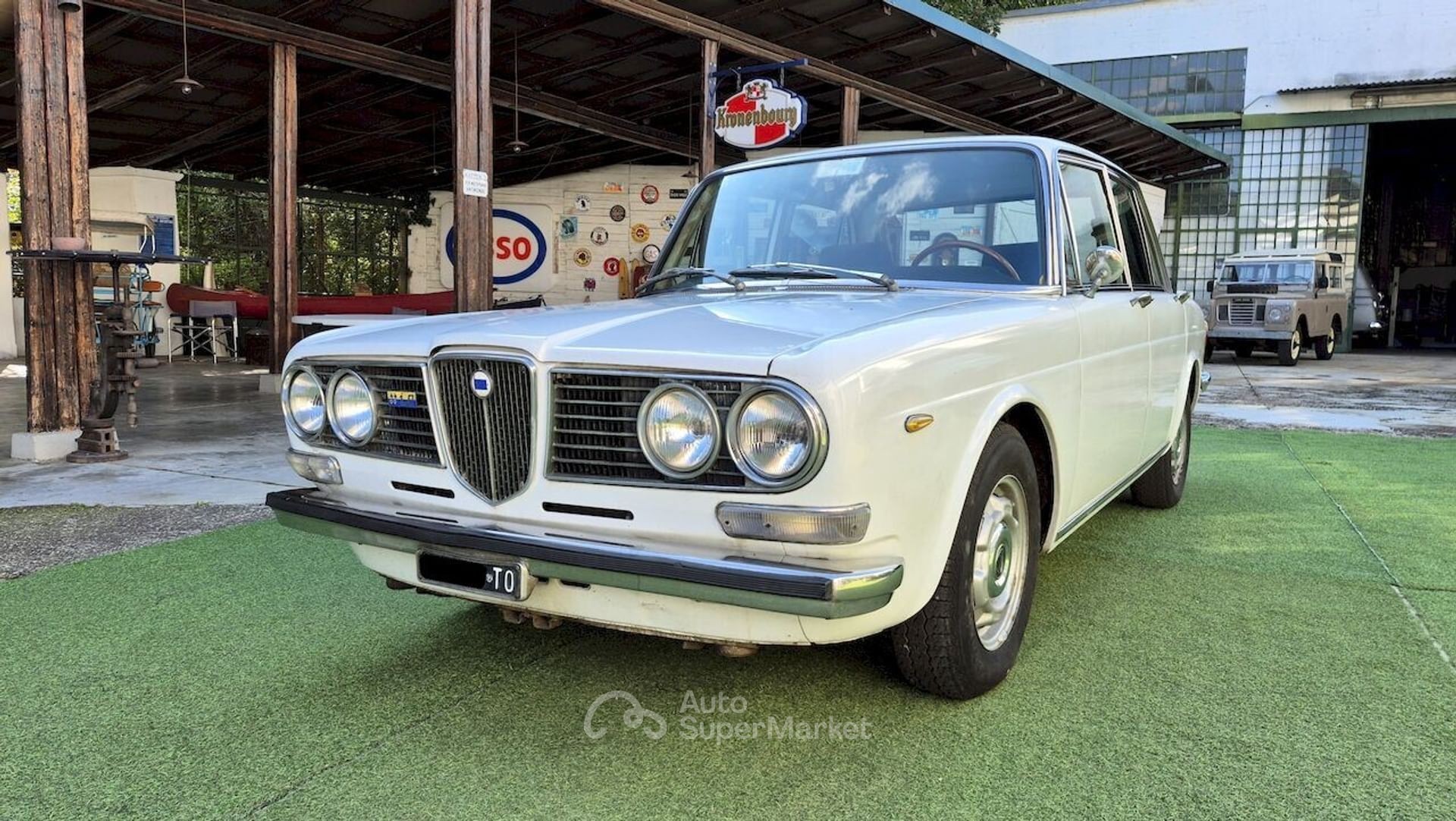 Lancia 2000