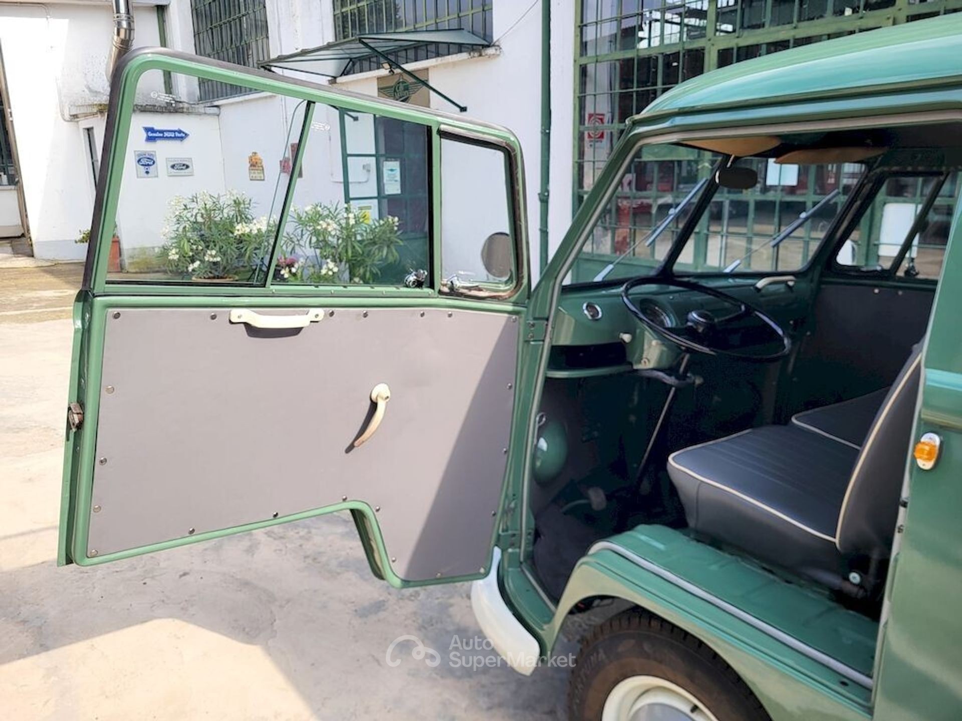 Volkswagen T1