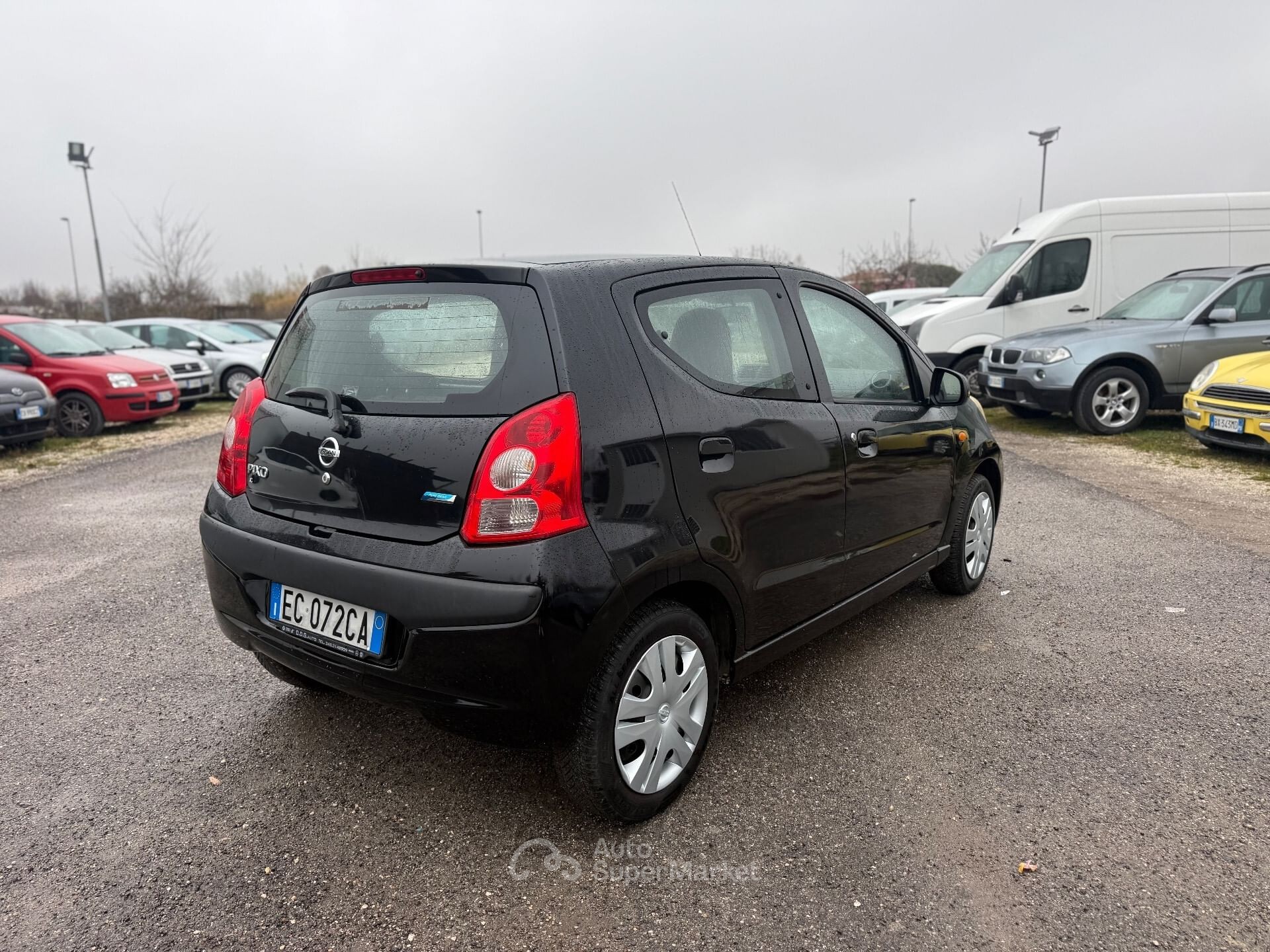 Nissan Pixo