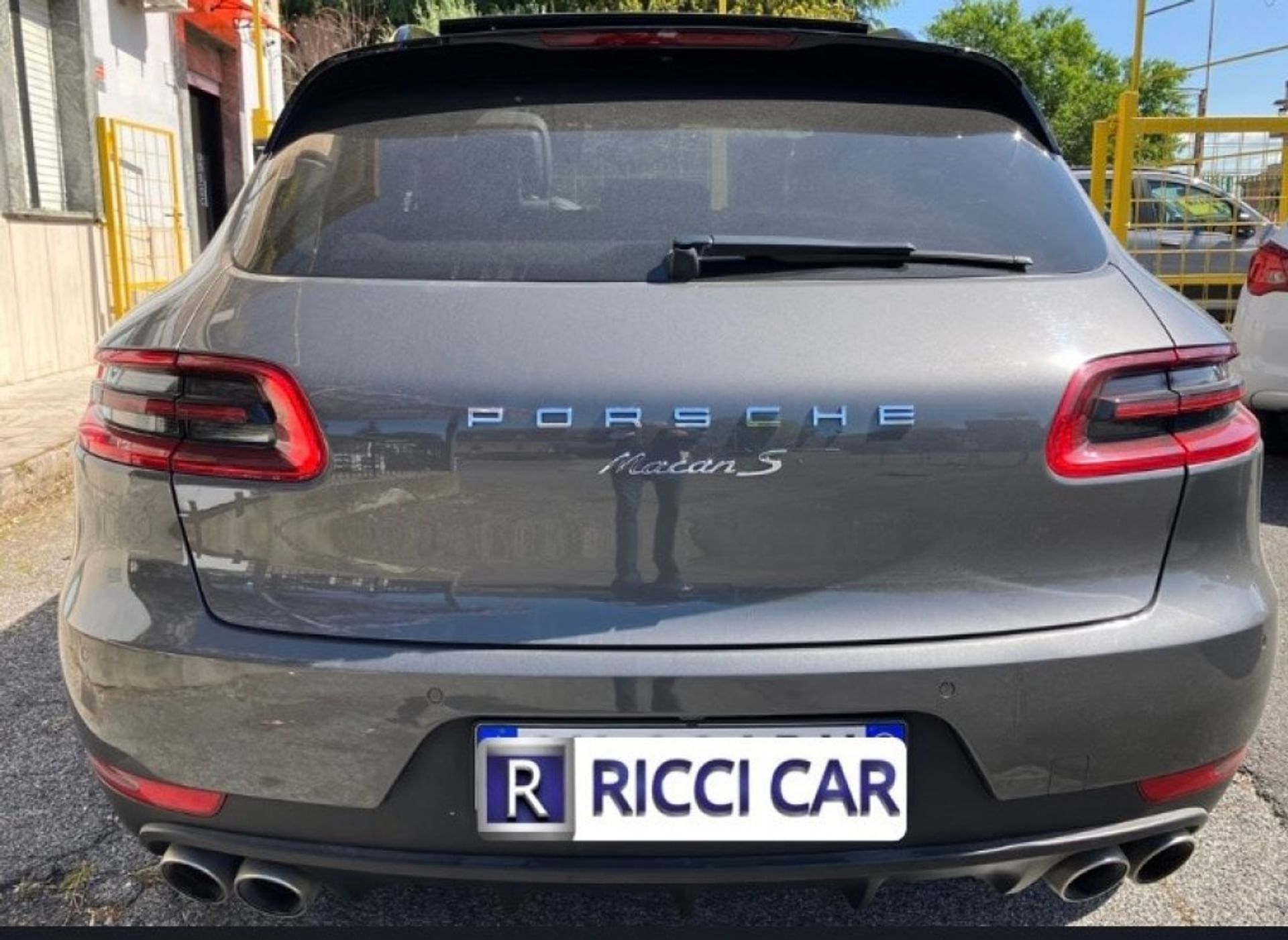 Porsche Macan