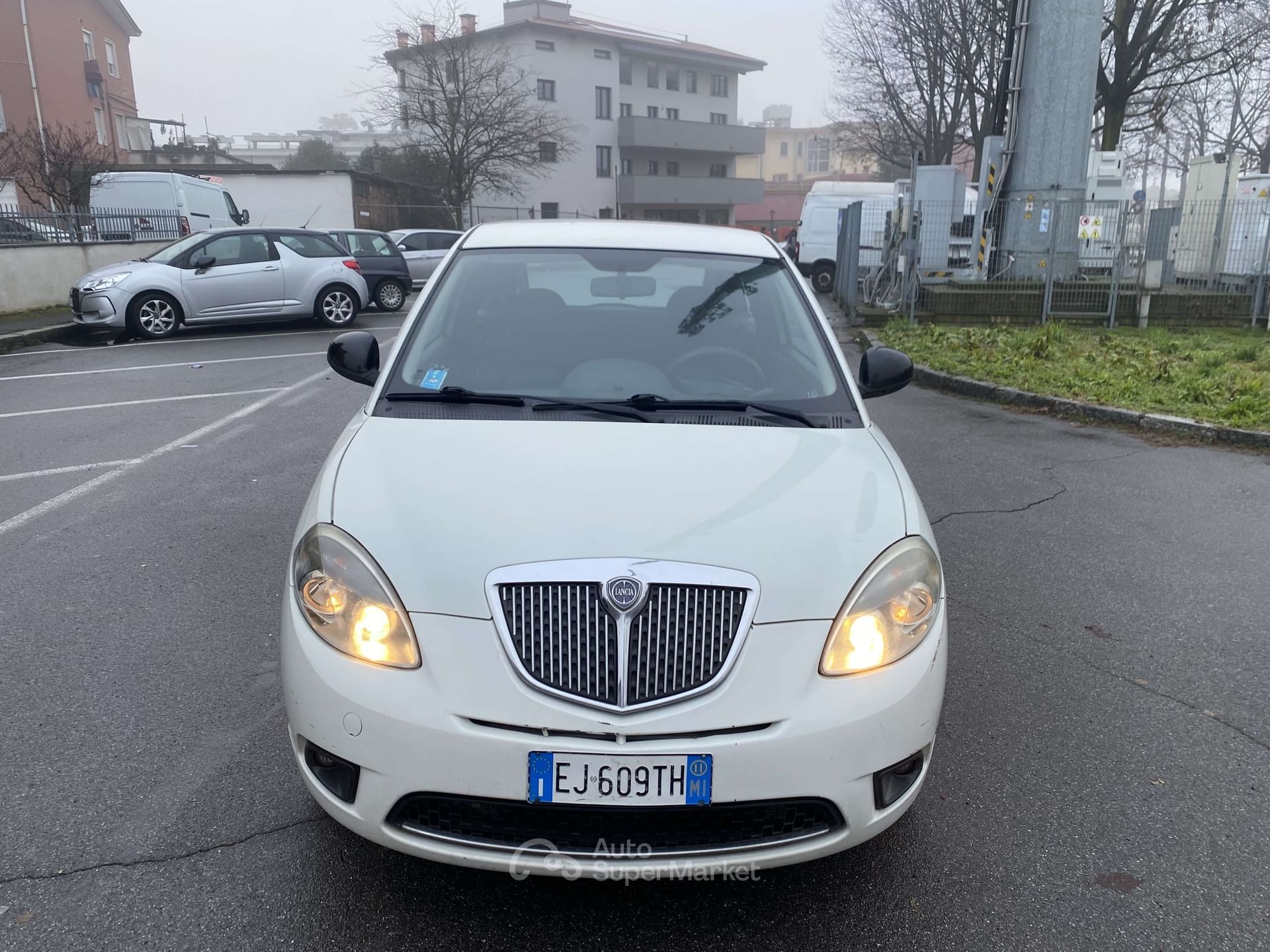 Lancia Ypsilon