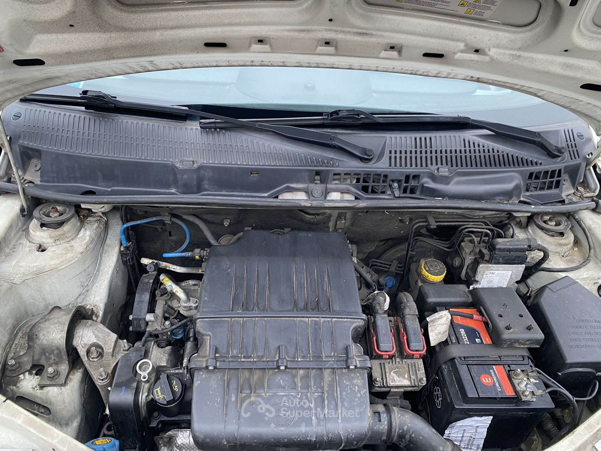 Lancia Ypsilon
