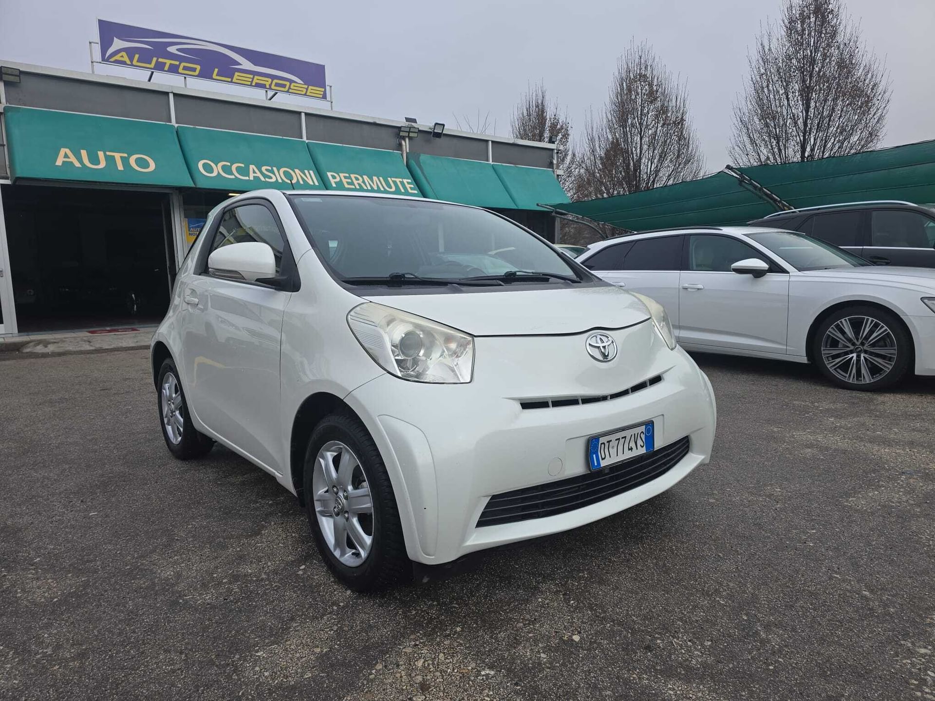 Toyota iQ