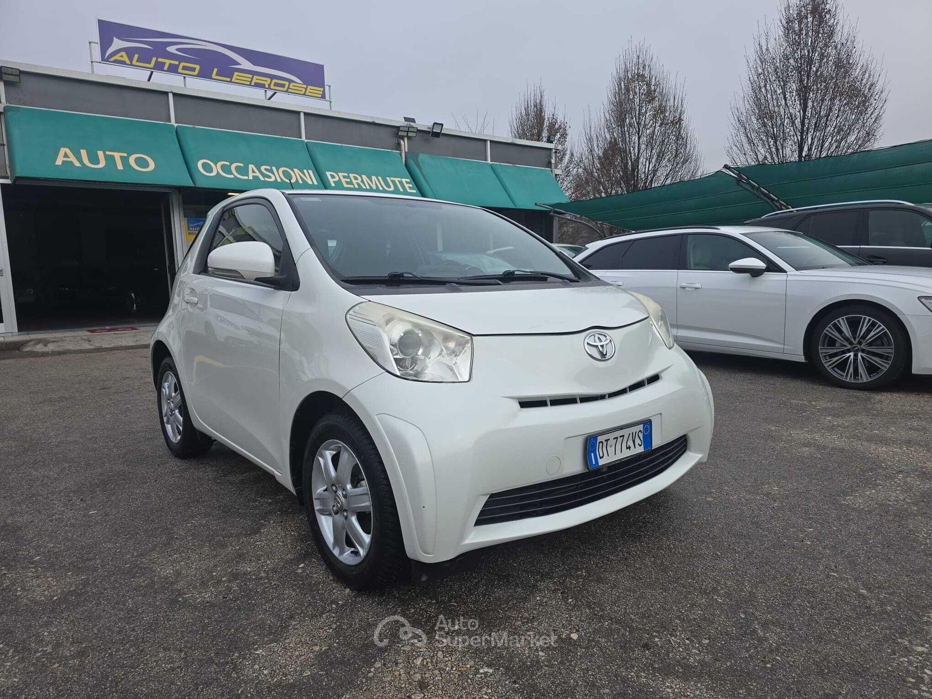 Toyota iQ