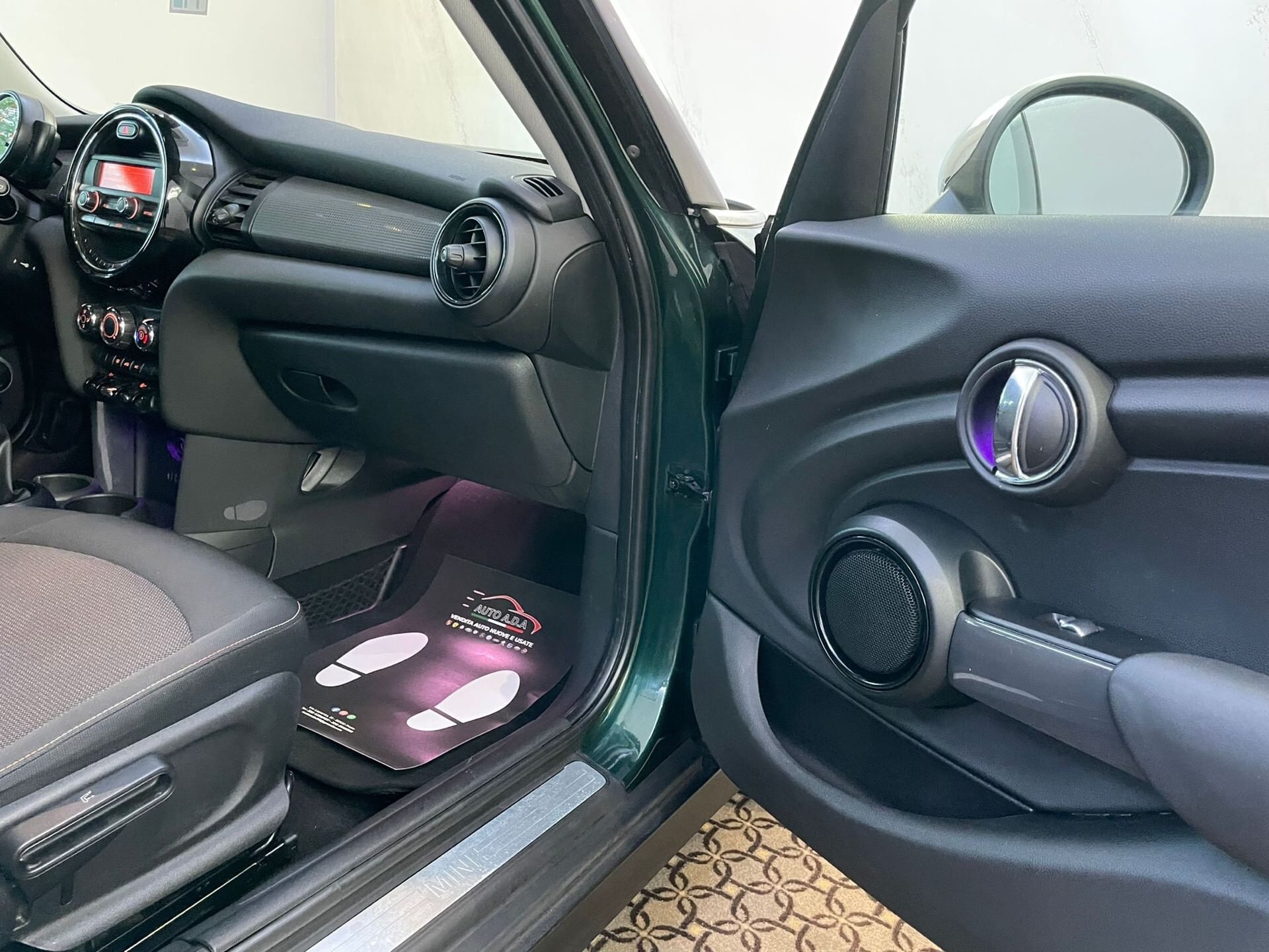 MINI 1.5 Cooper D Hype 5