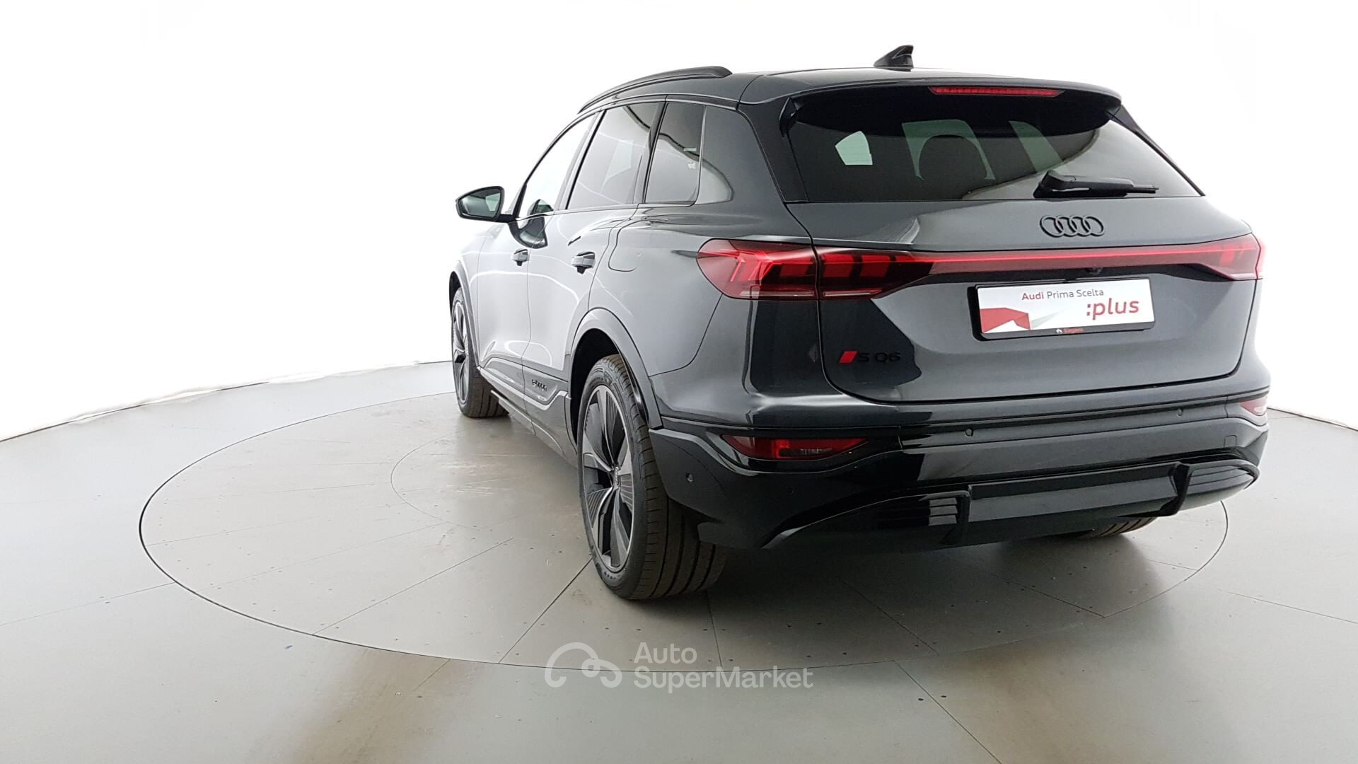 Audi Q6