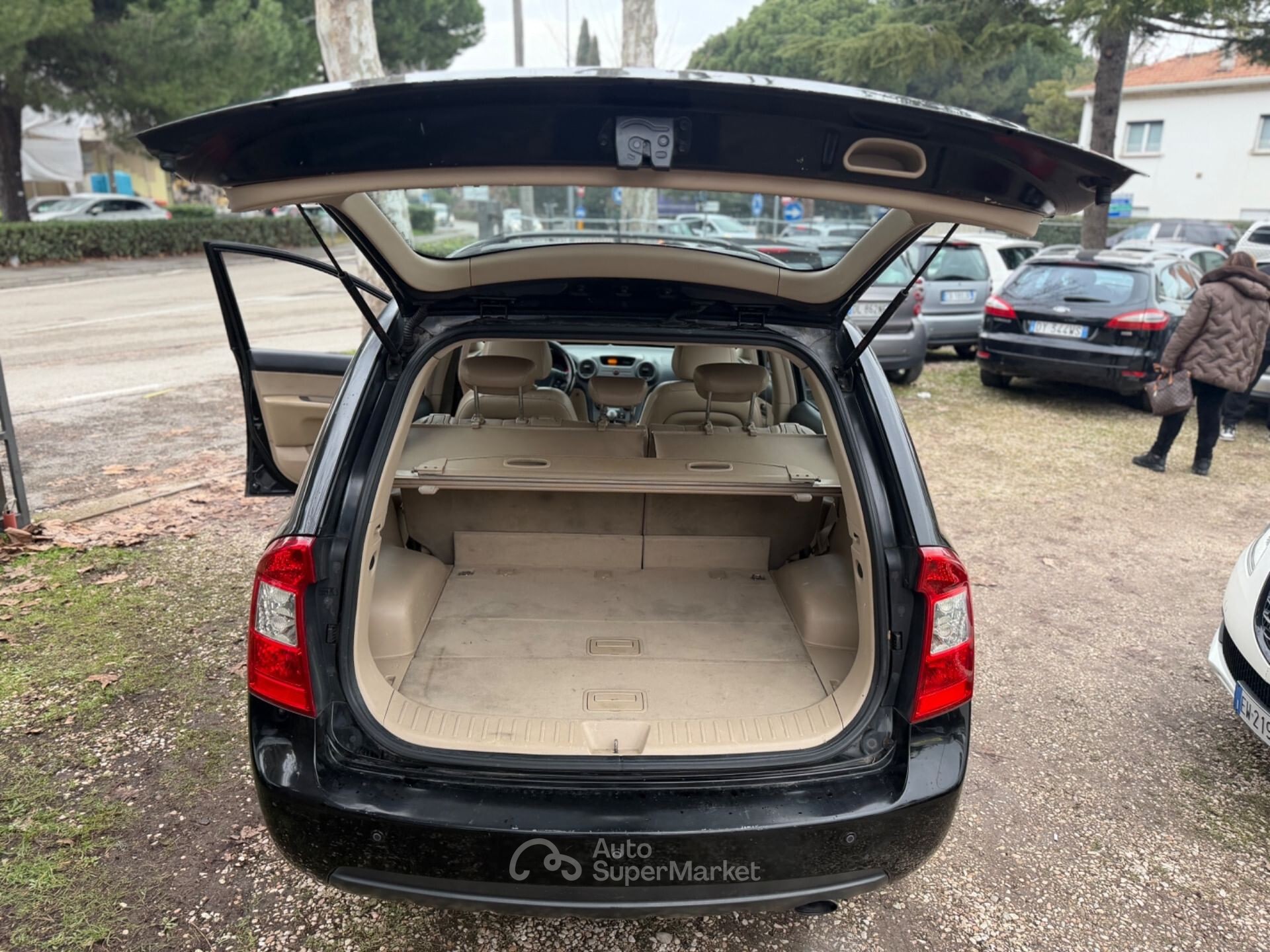 Kia Carens