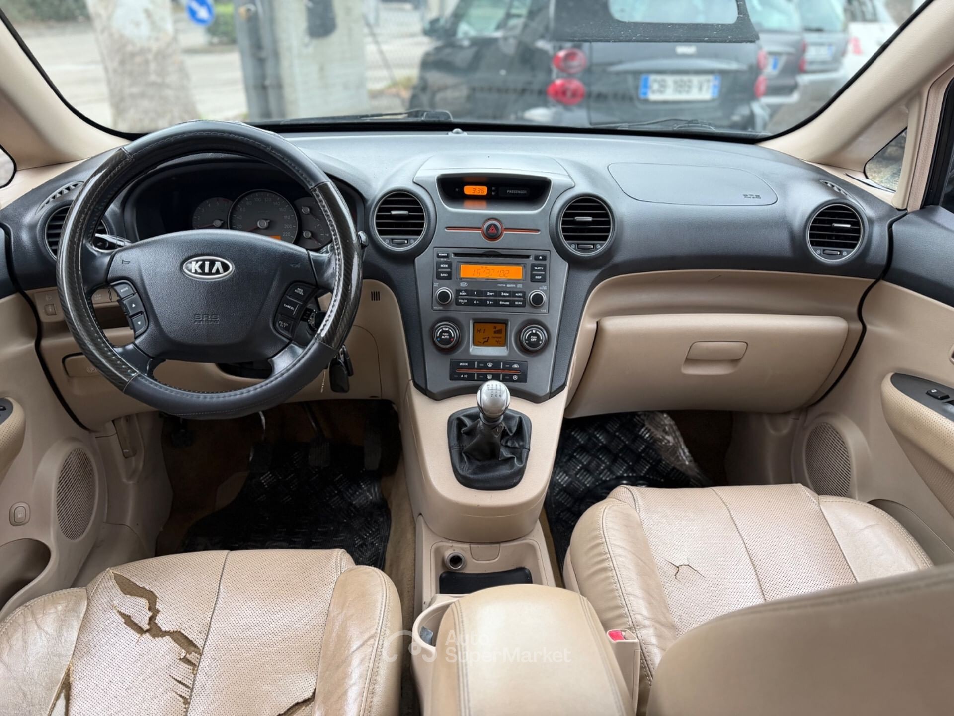 Kia Carens