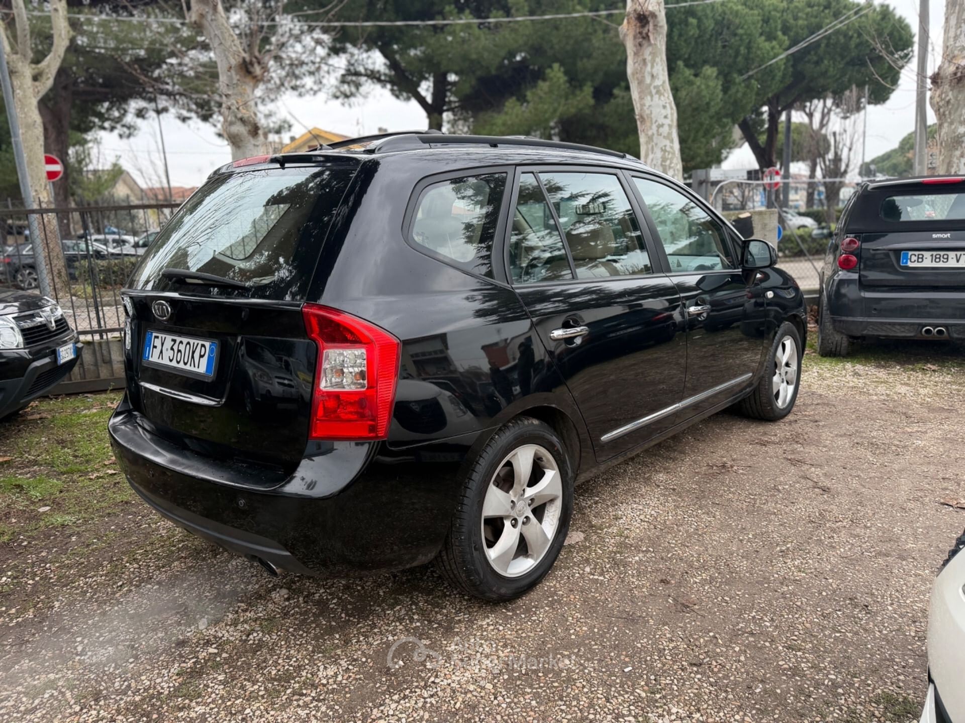 Kia Carens