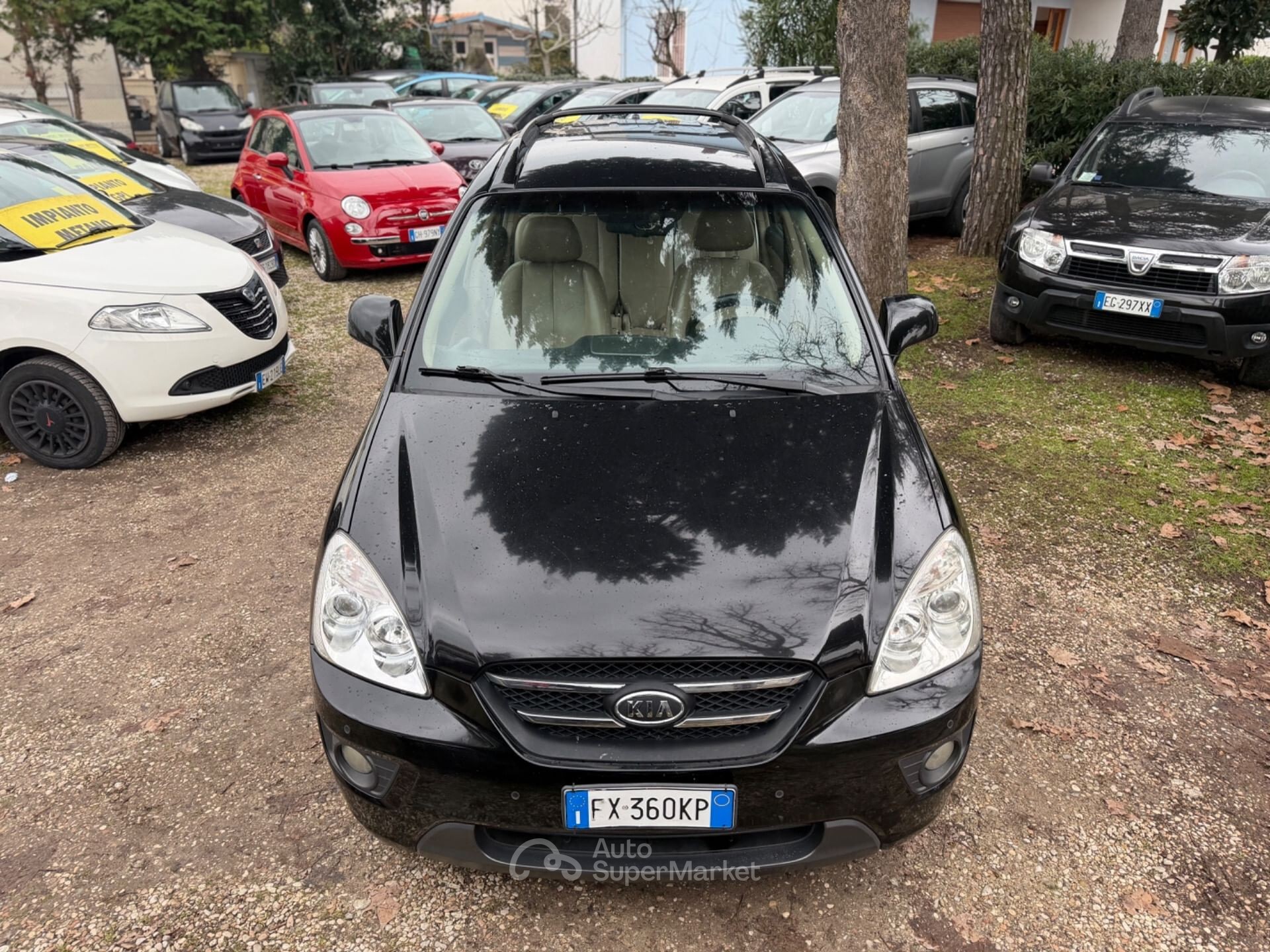 Kia Carens