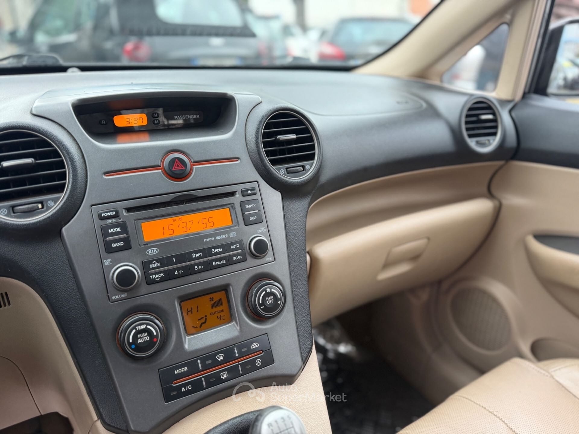 Kia Carens