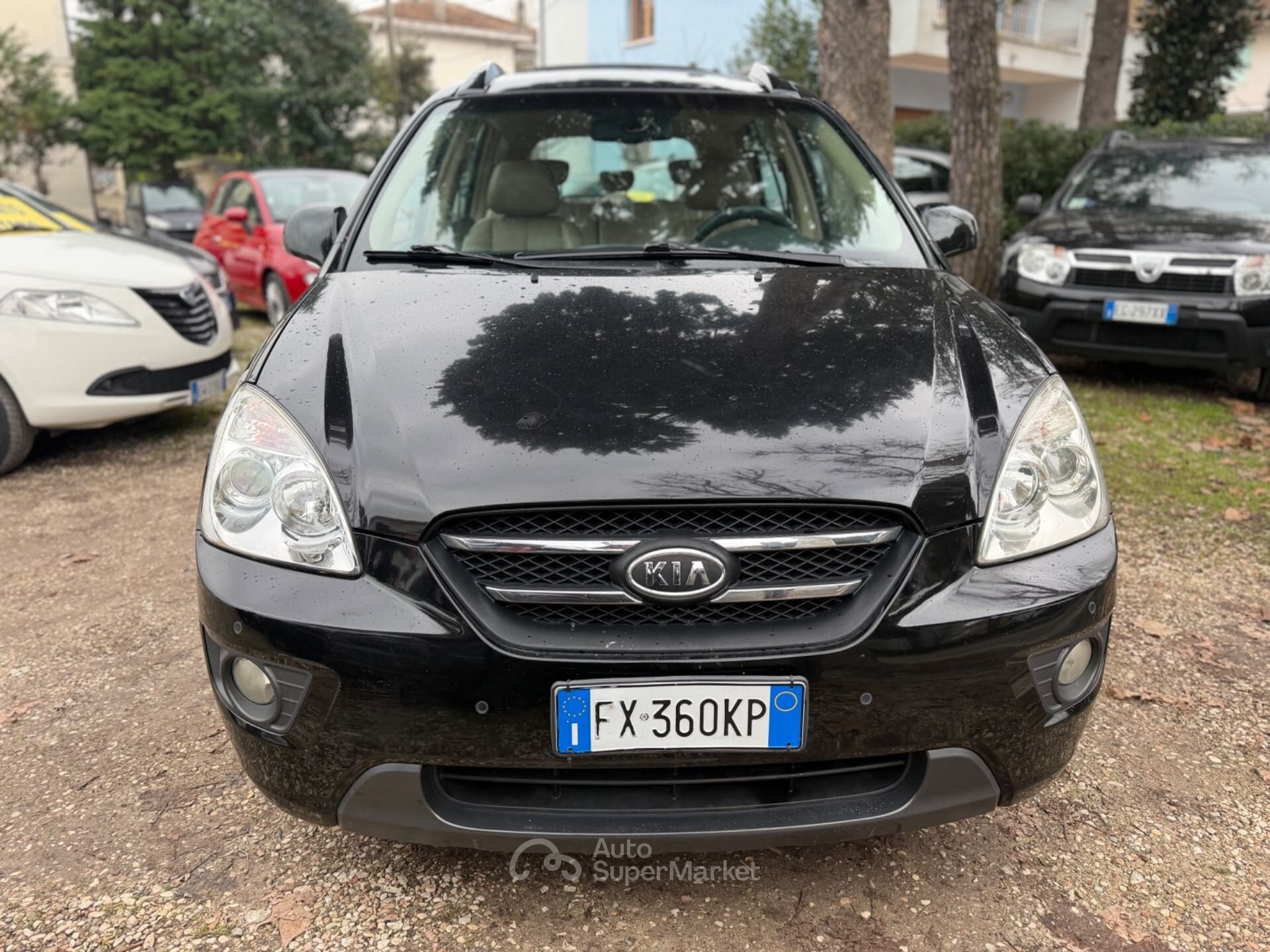 Kia Carens