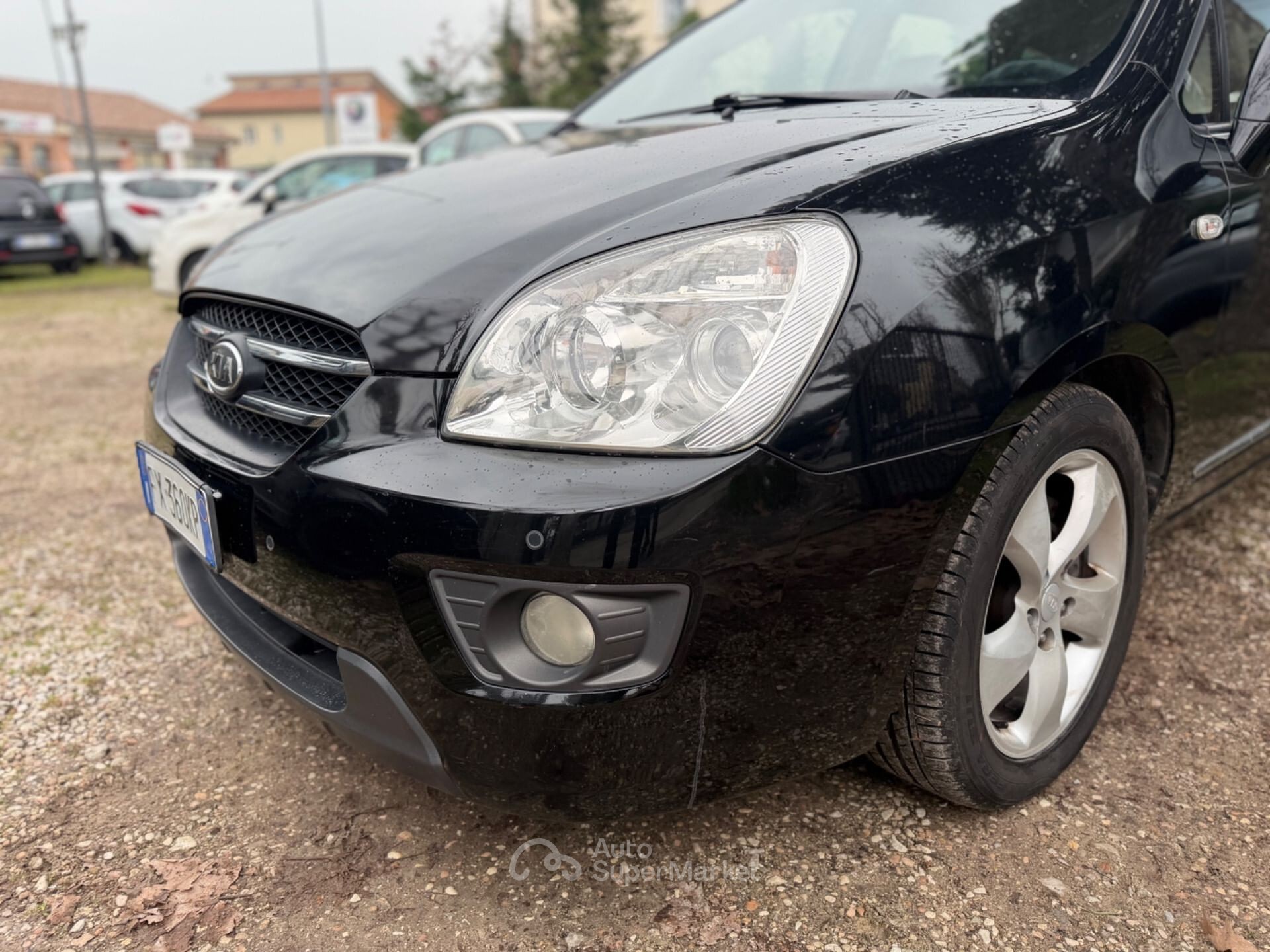 Kia Carens