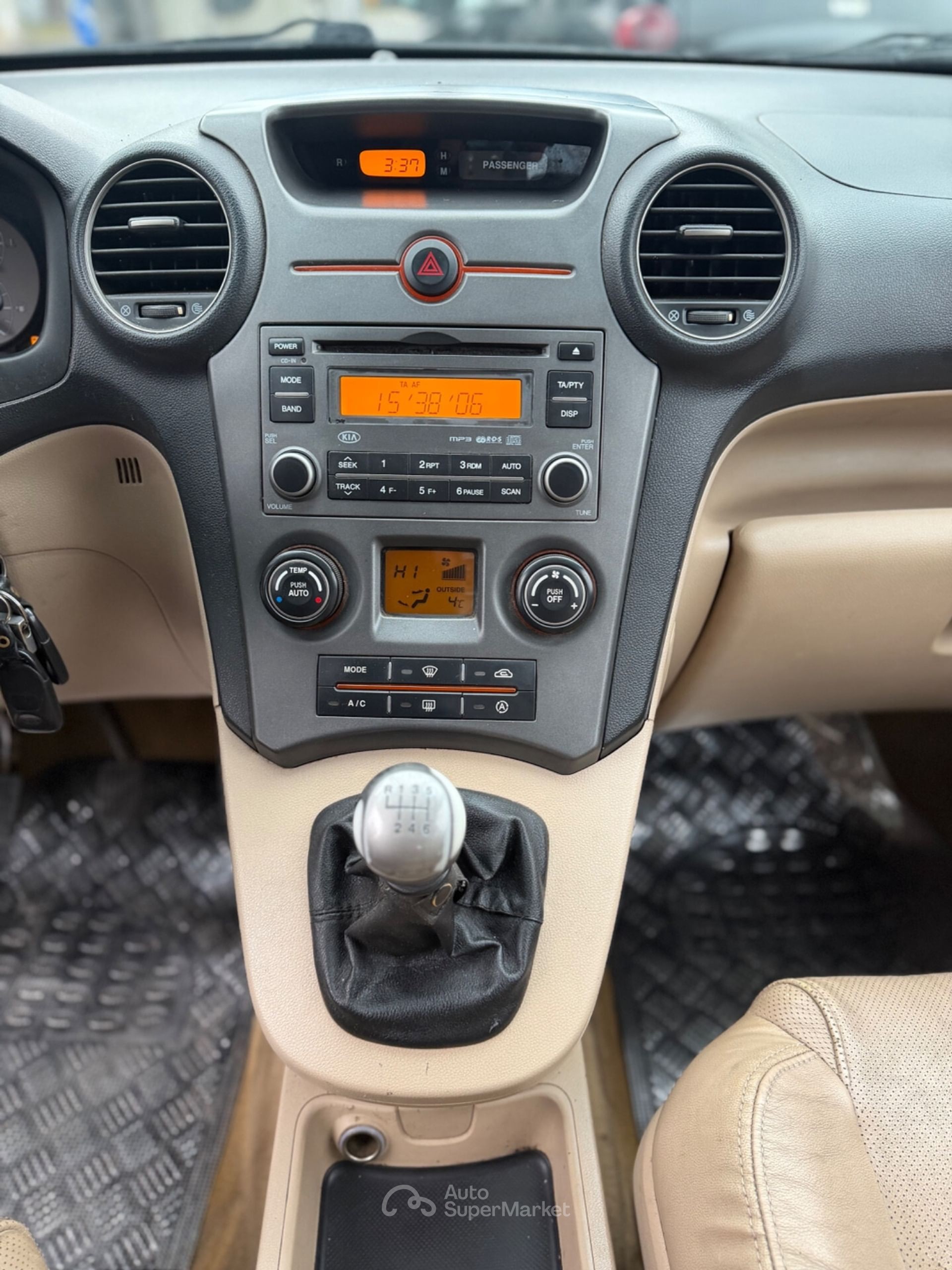Kia Carens