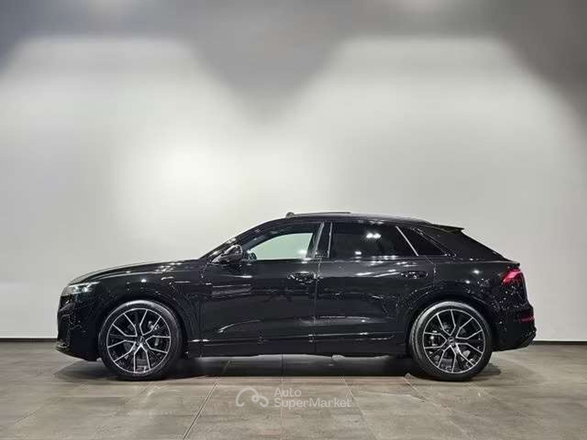 Audi Q8 Q8 3.0 tdi mhev S line edition quattro 286cv Usata Ibrida ...
