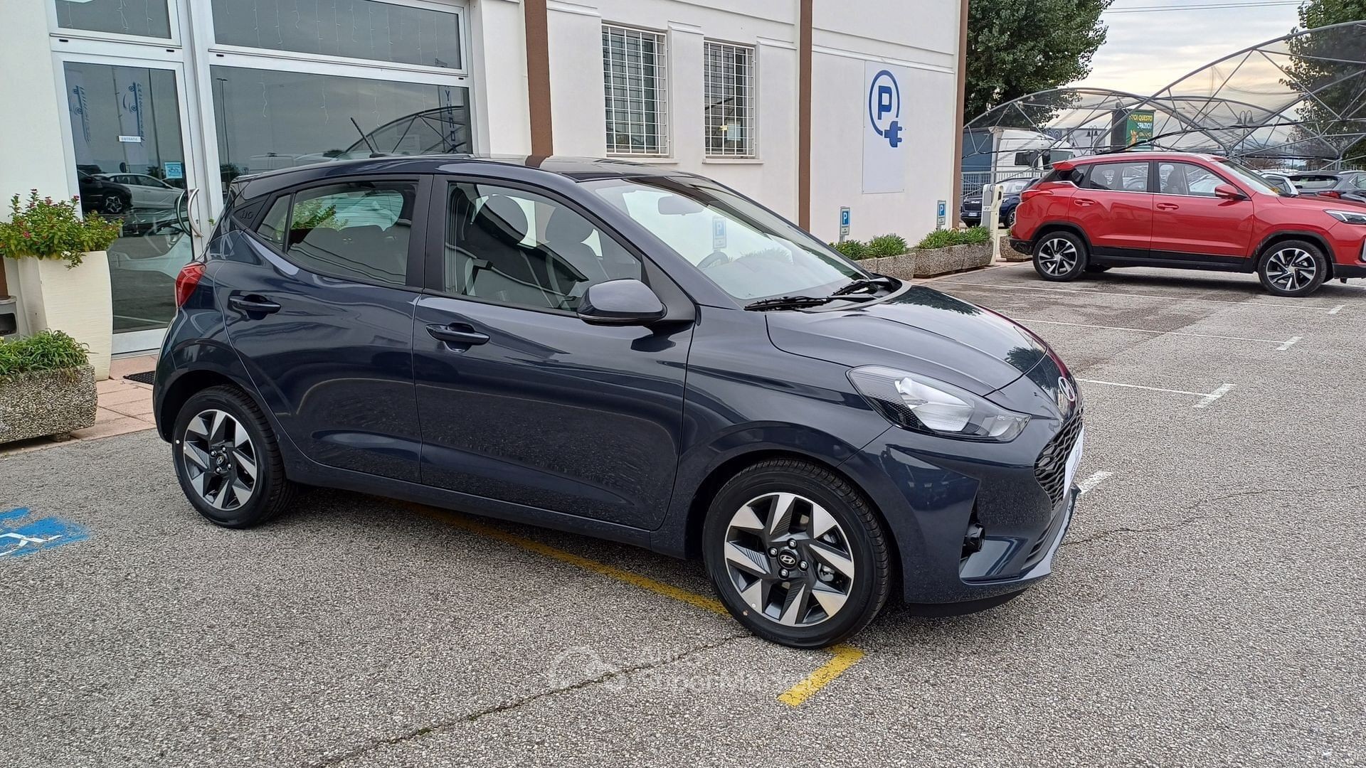 Hyundai i10