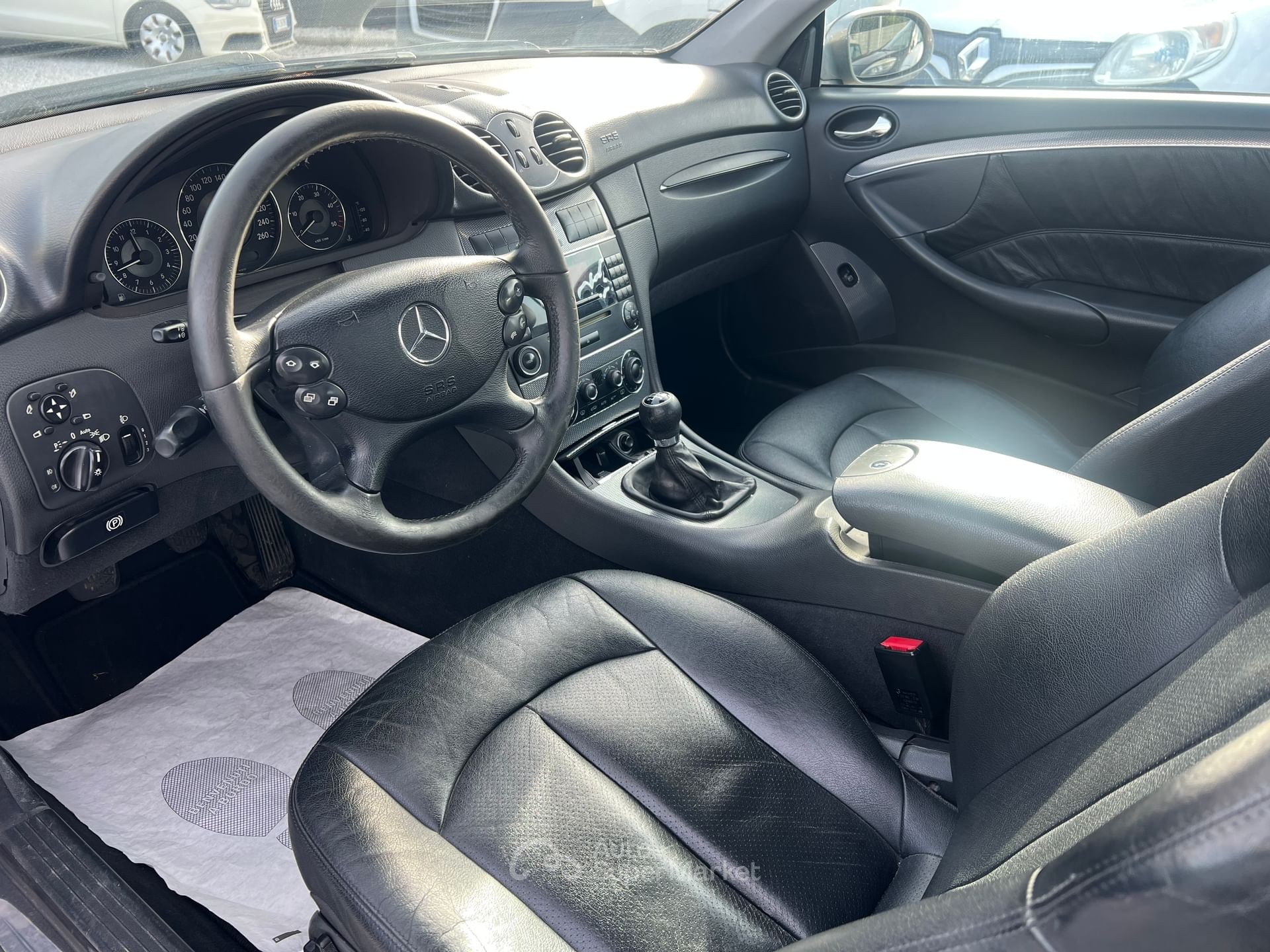 Mercedes-Benz CLK