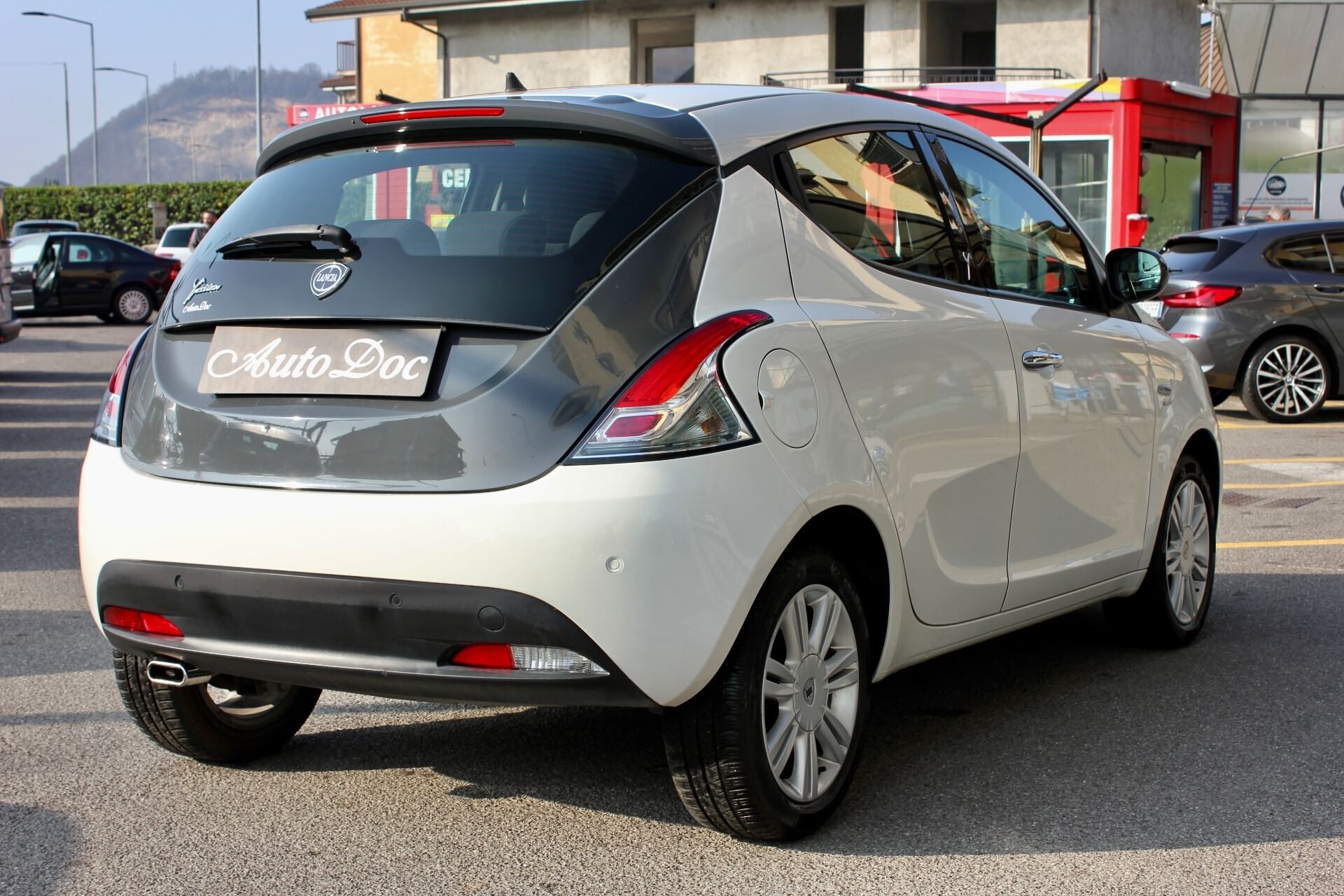 Lancia Ypsilon