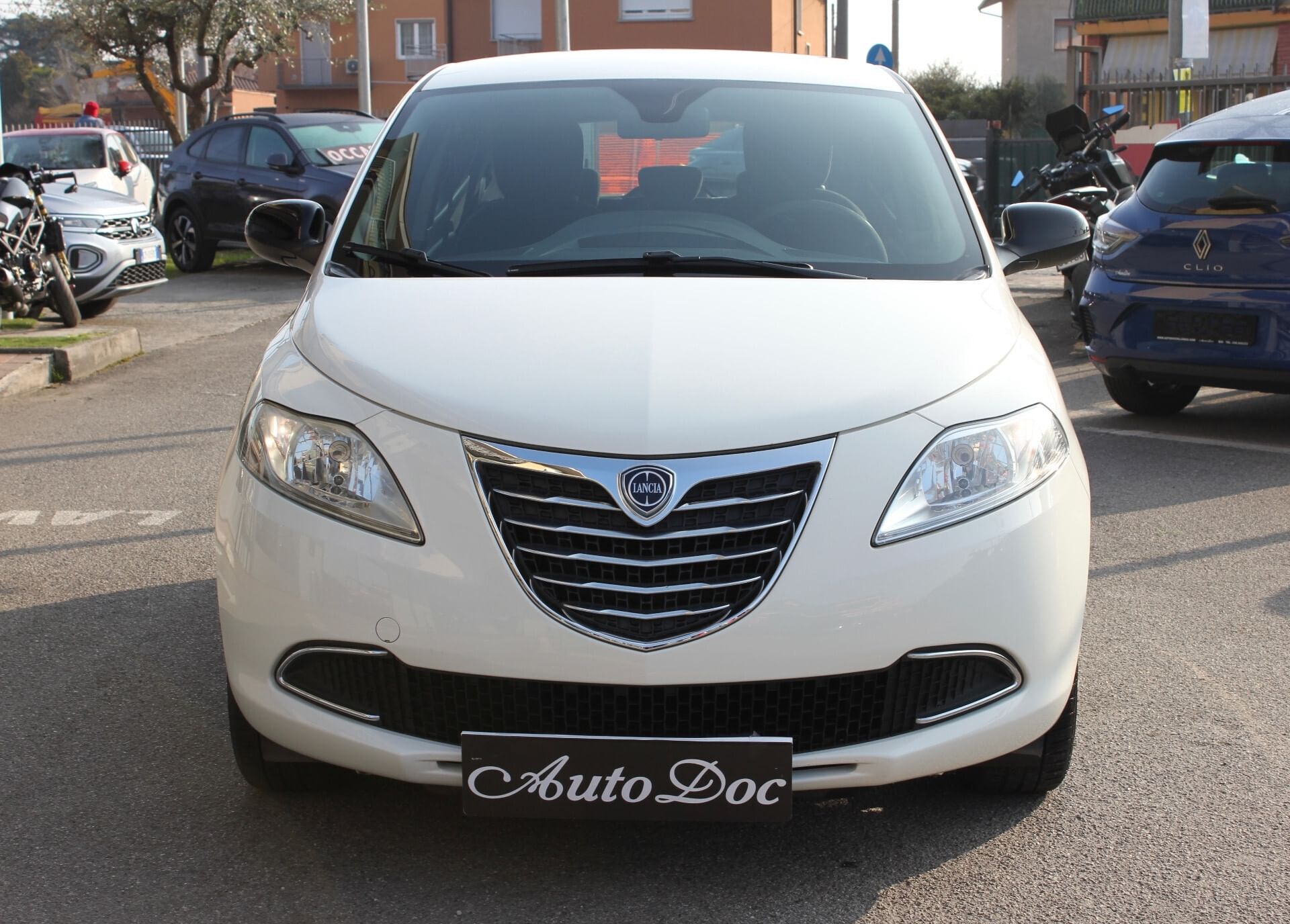 Lancia Ypsilon