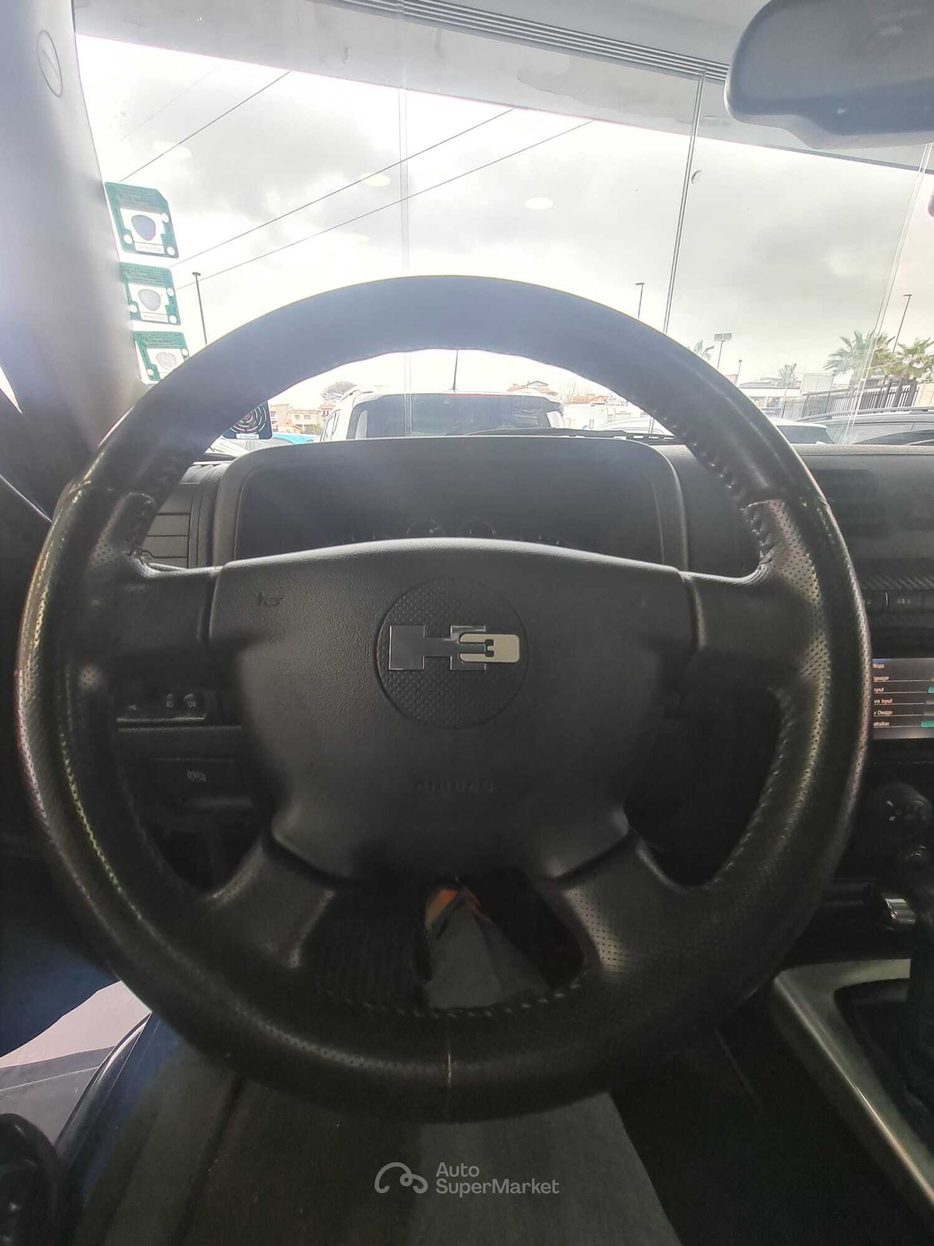 Hummer H3