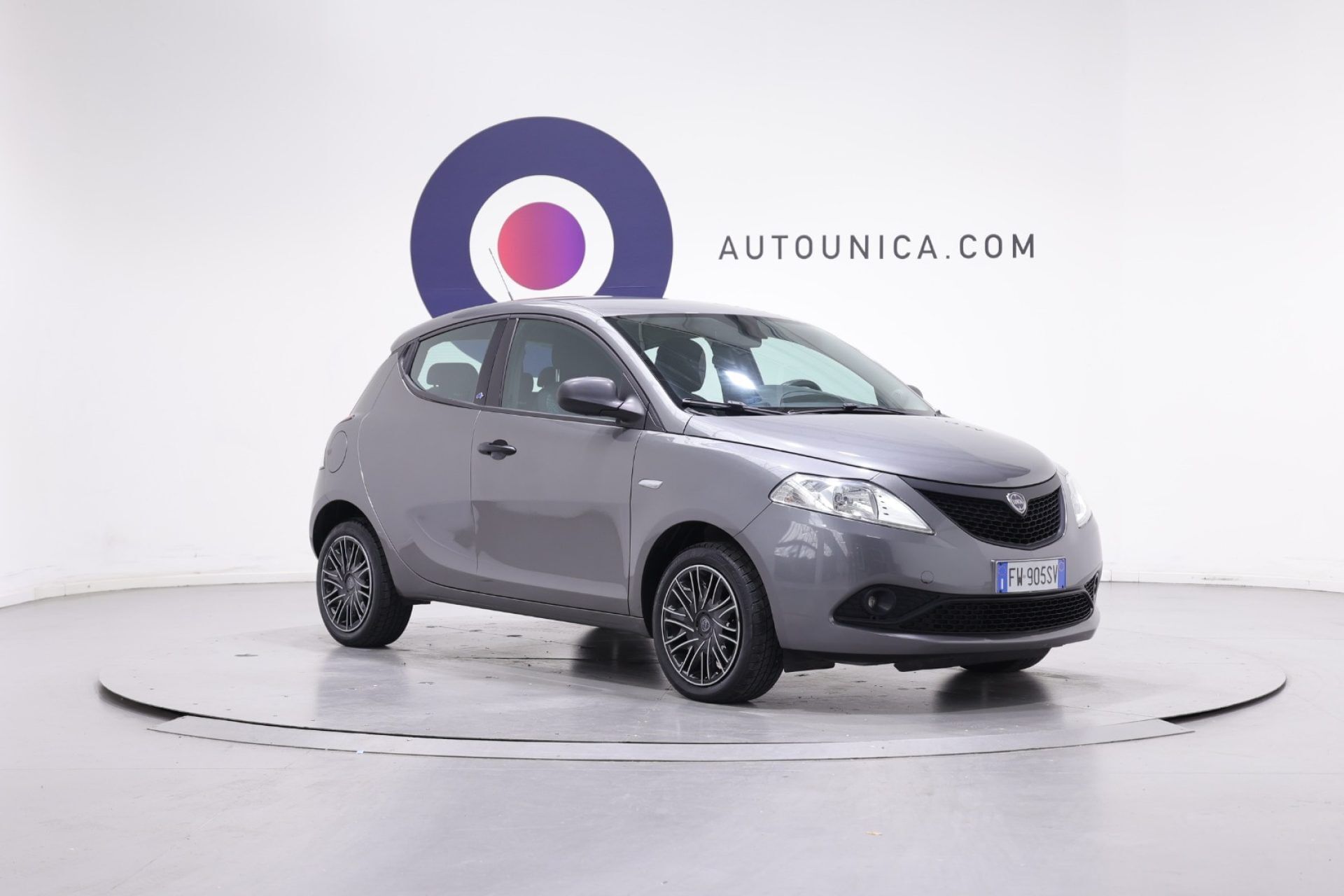 Lancia Ypsilon