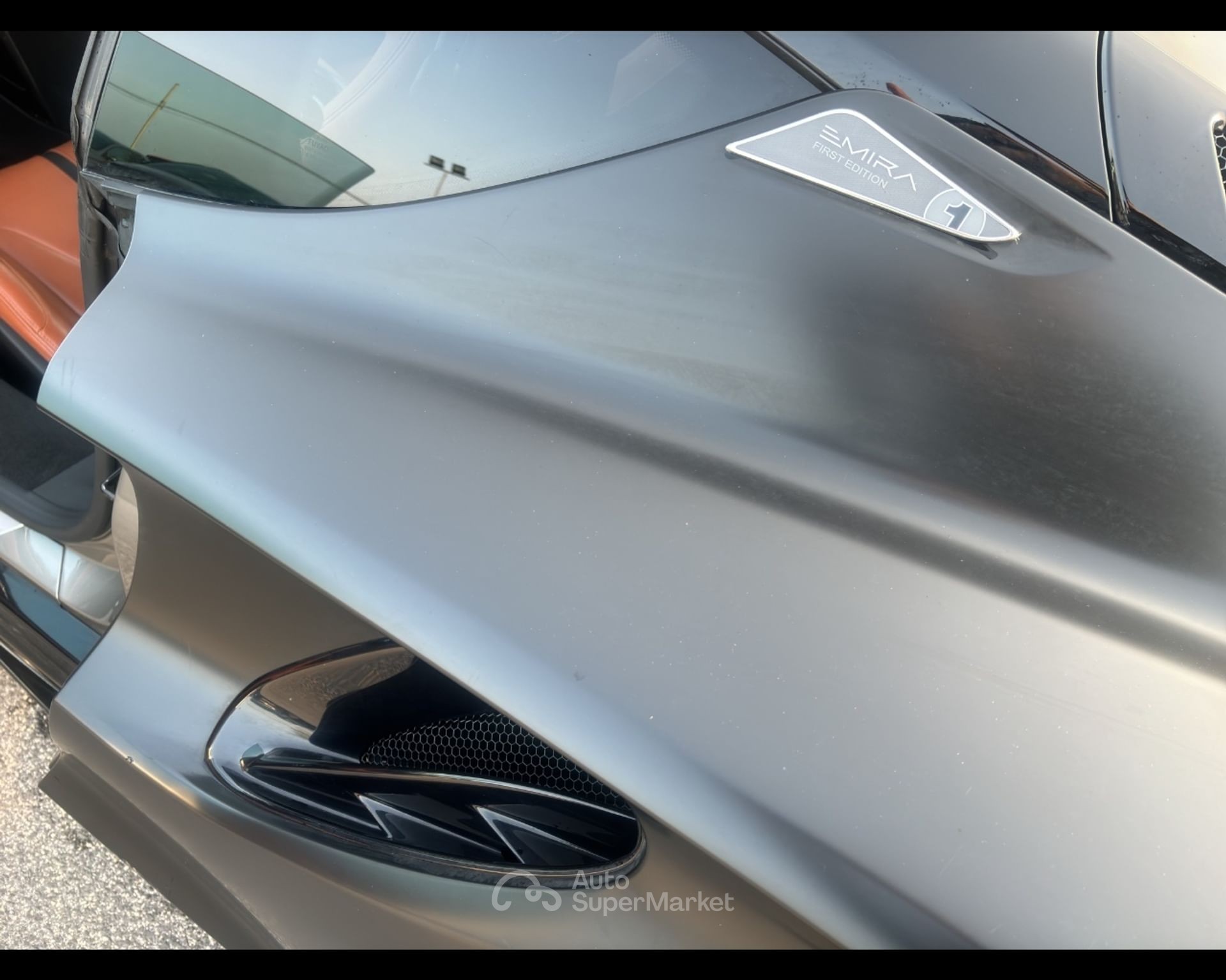 Lotus Emira