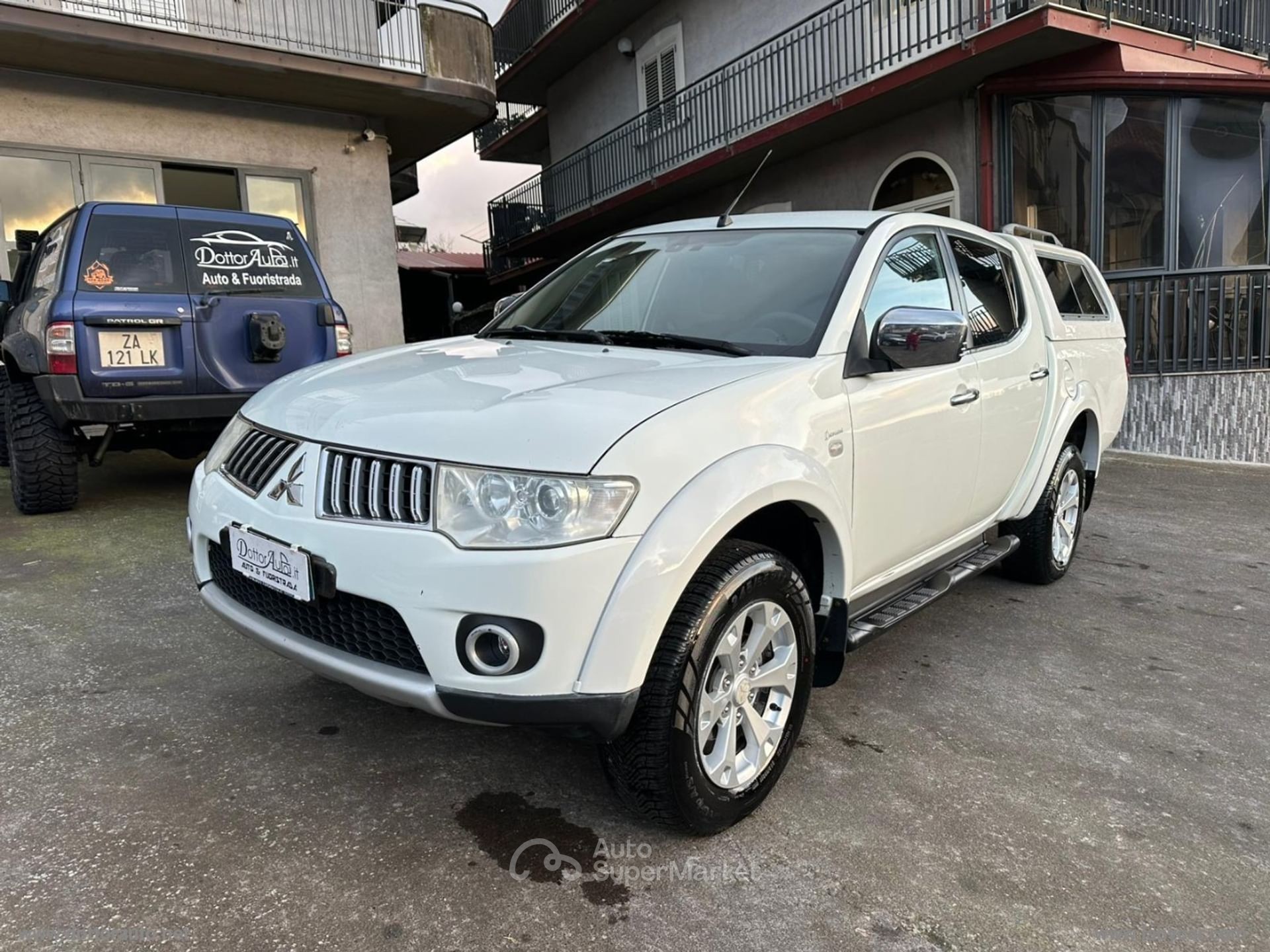 Mitsubishi L200
