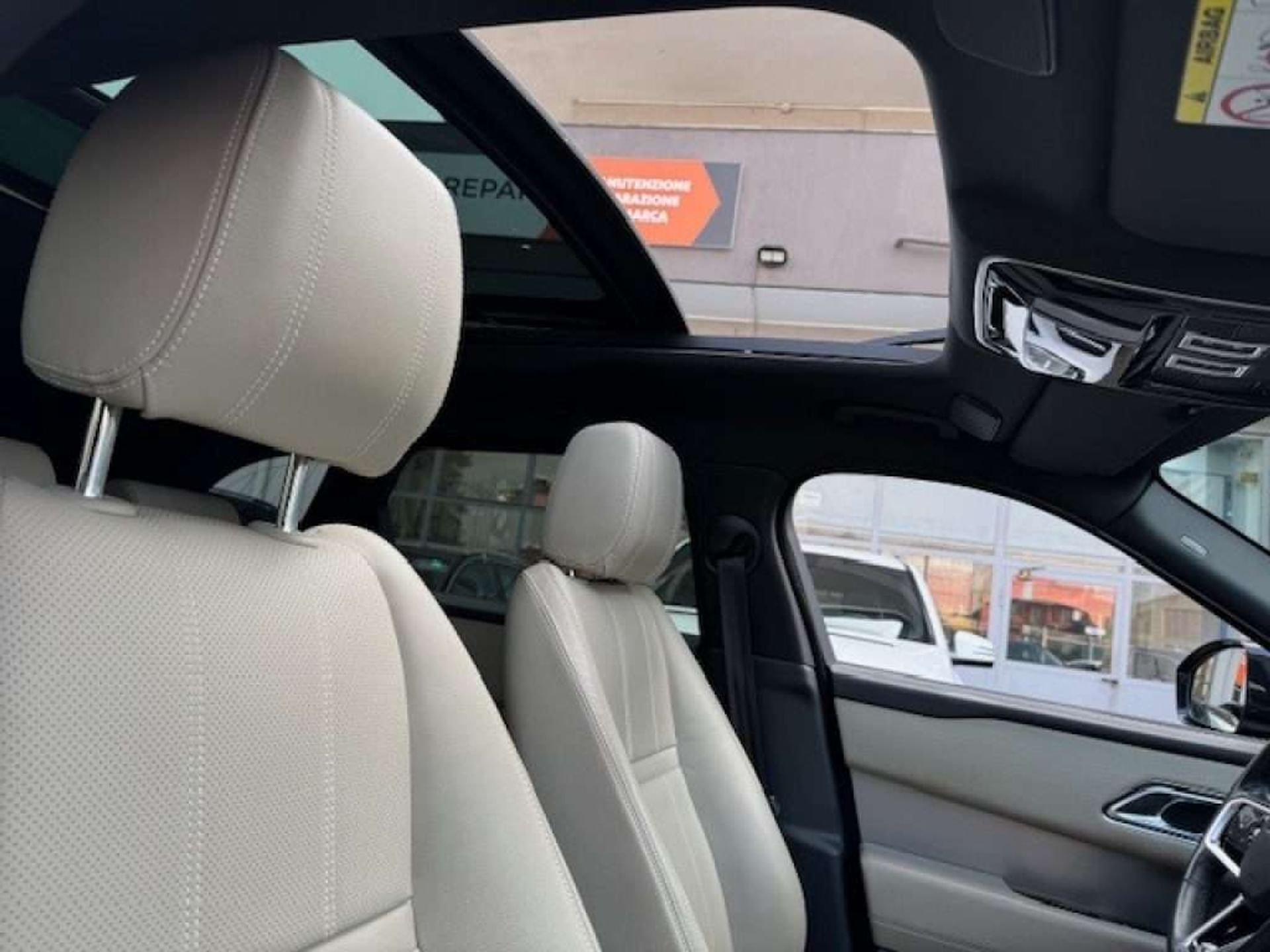 Land Rover Range Rover Velar