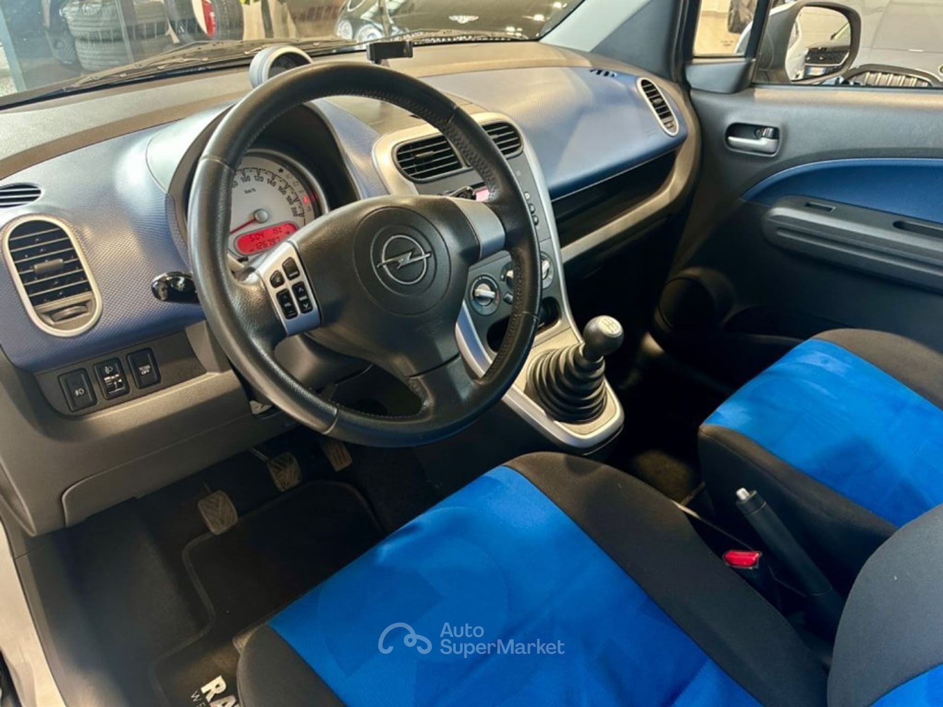 Opel Agila