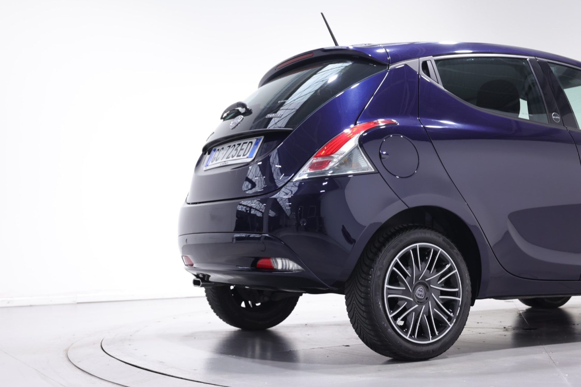 Lancia Ypsilon