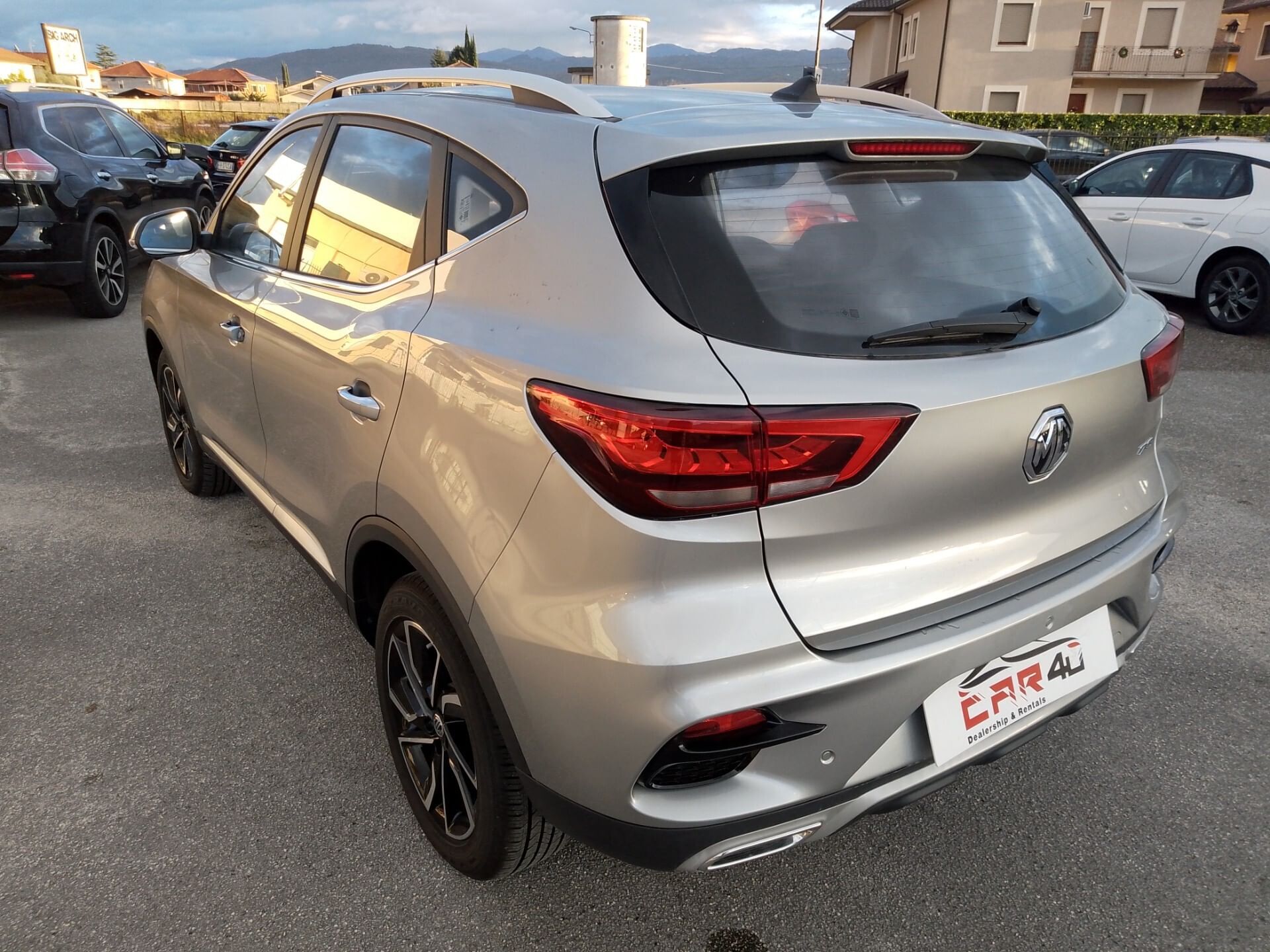 MG ZS