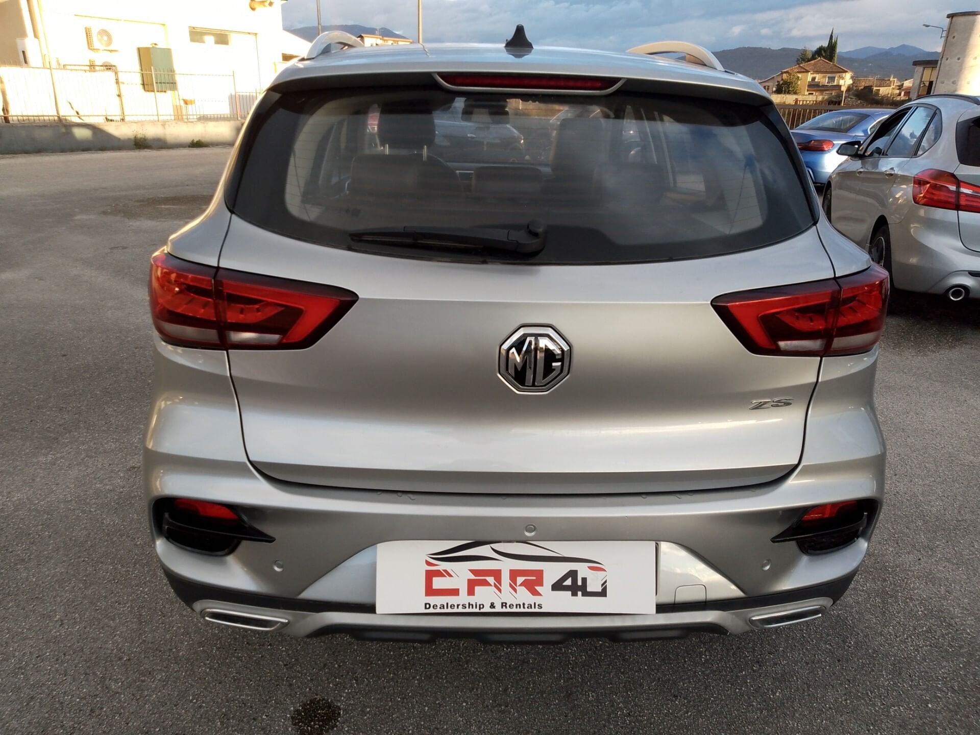 MG ZS