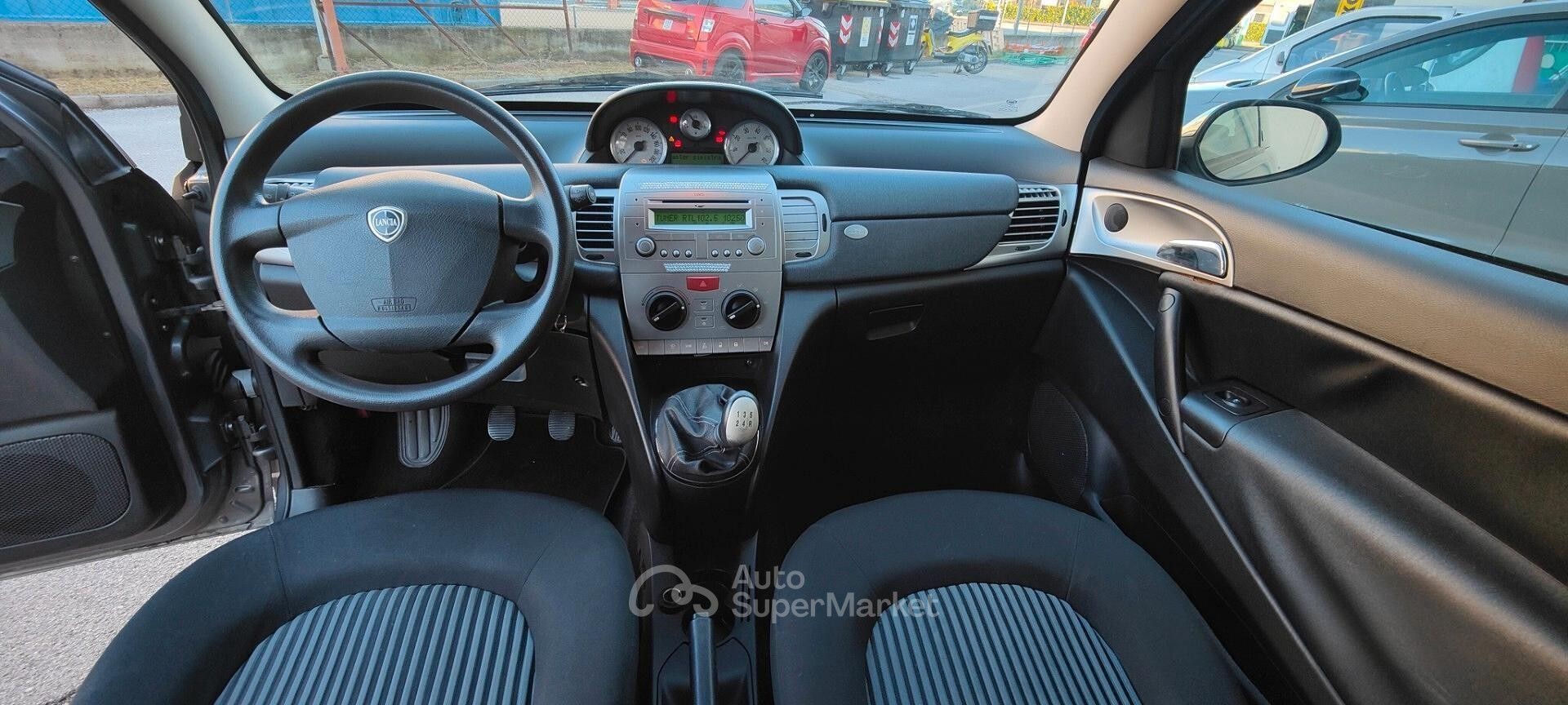 Lancia Ypsilon 1.2 Oro