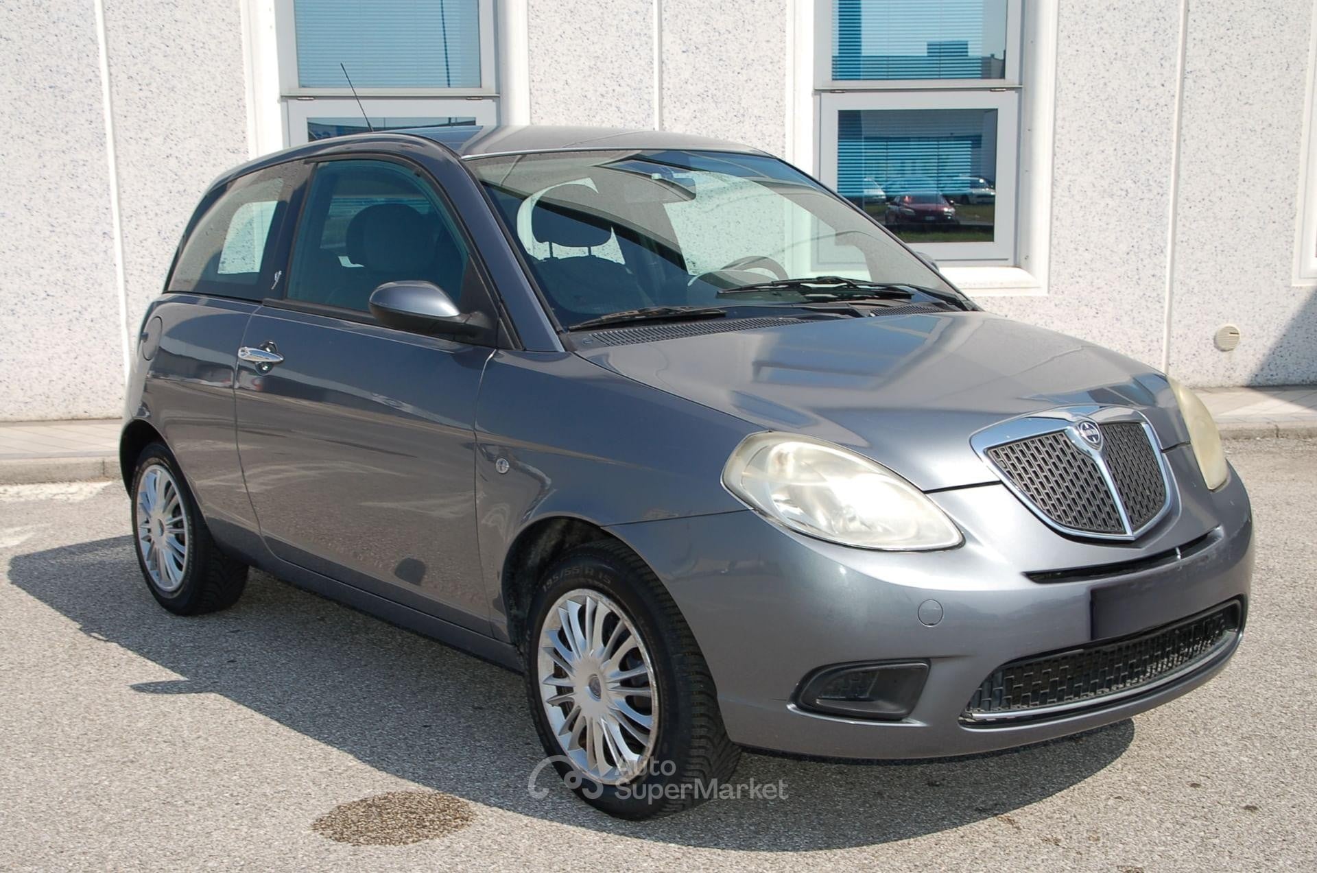 Lancia Ypsilon 1.2 Oro