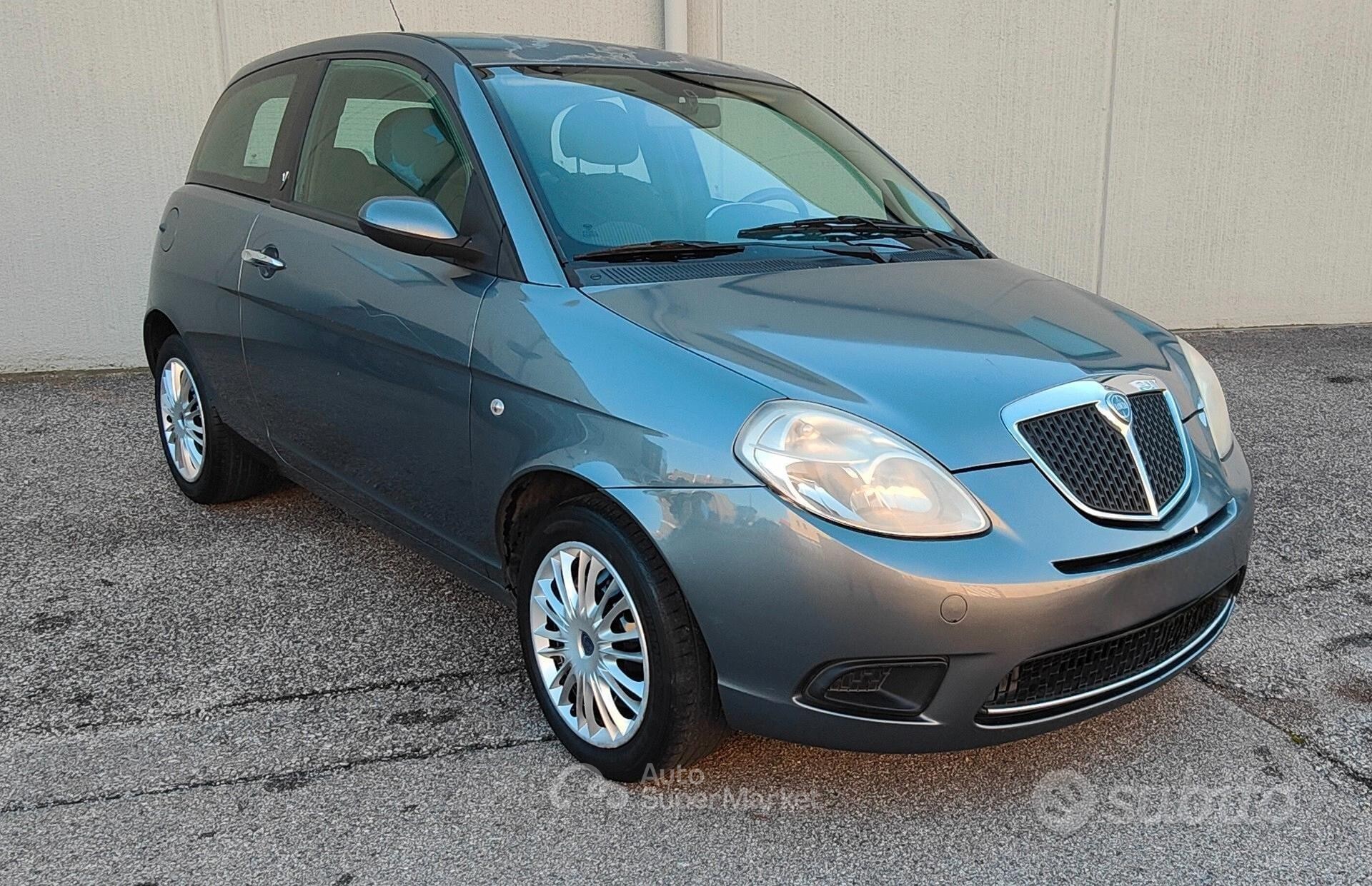 Lancia Ypsilon 1.2 Oro