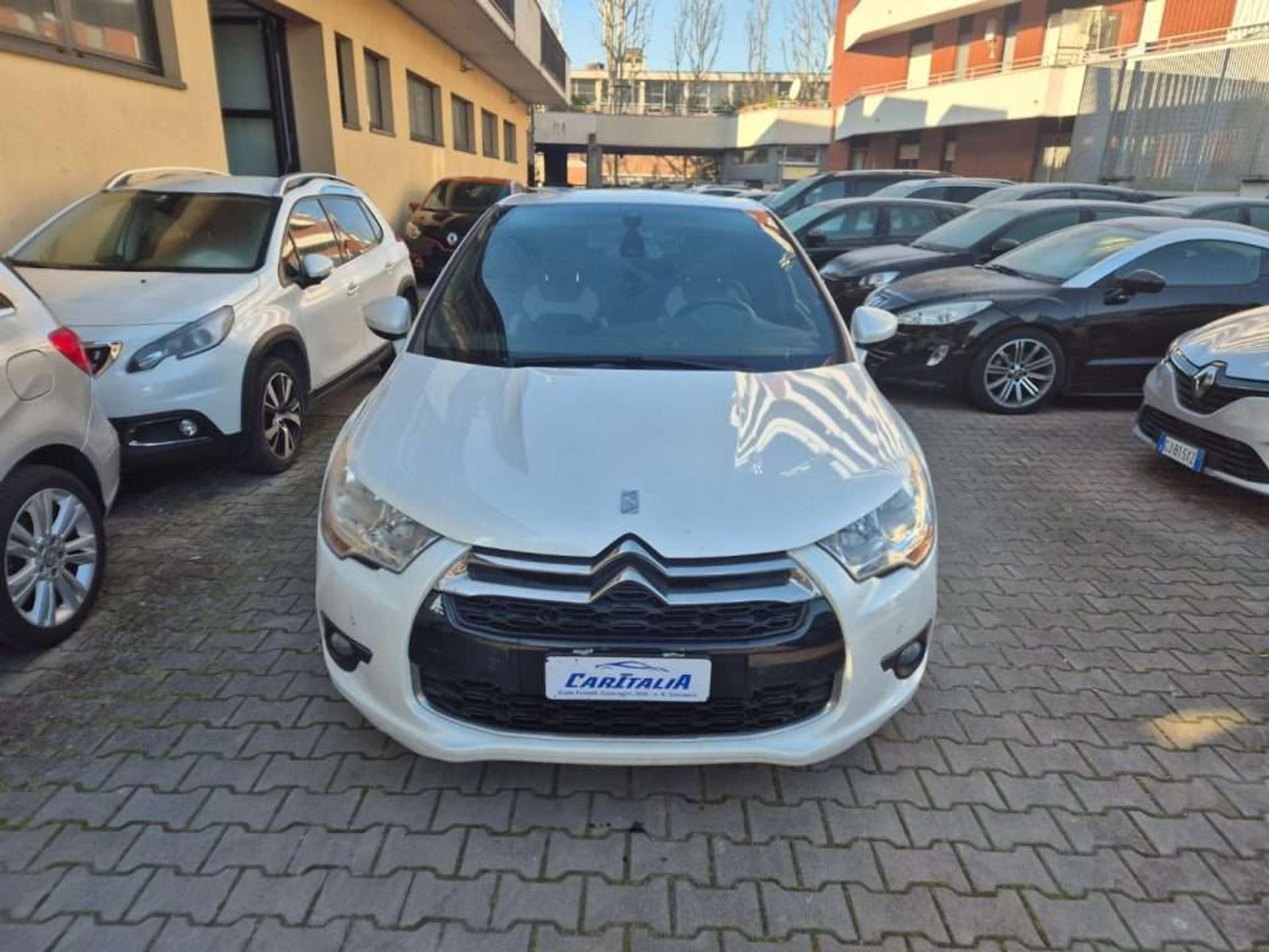 DS Automobiles DS 4