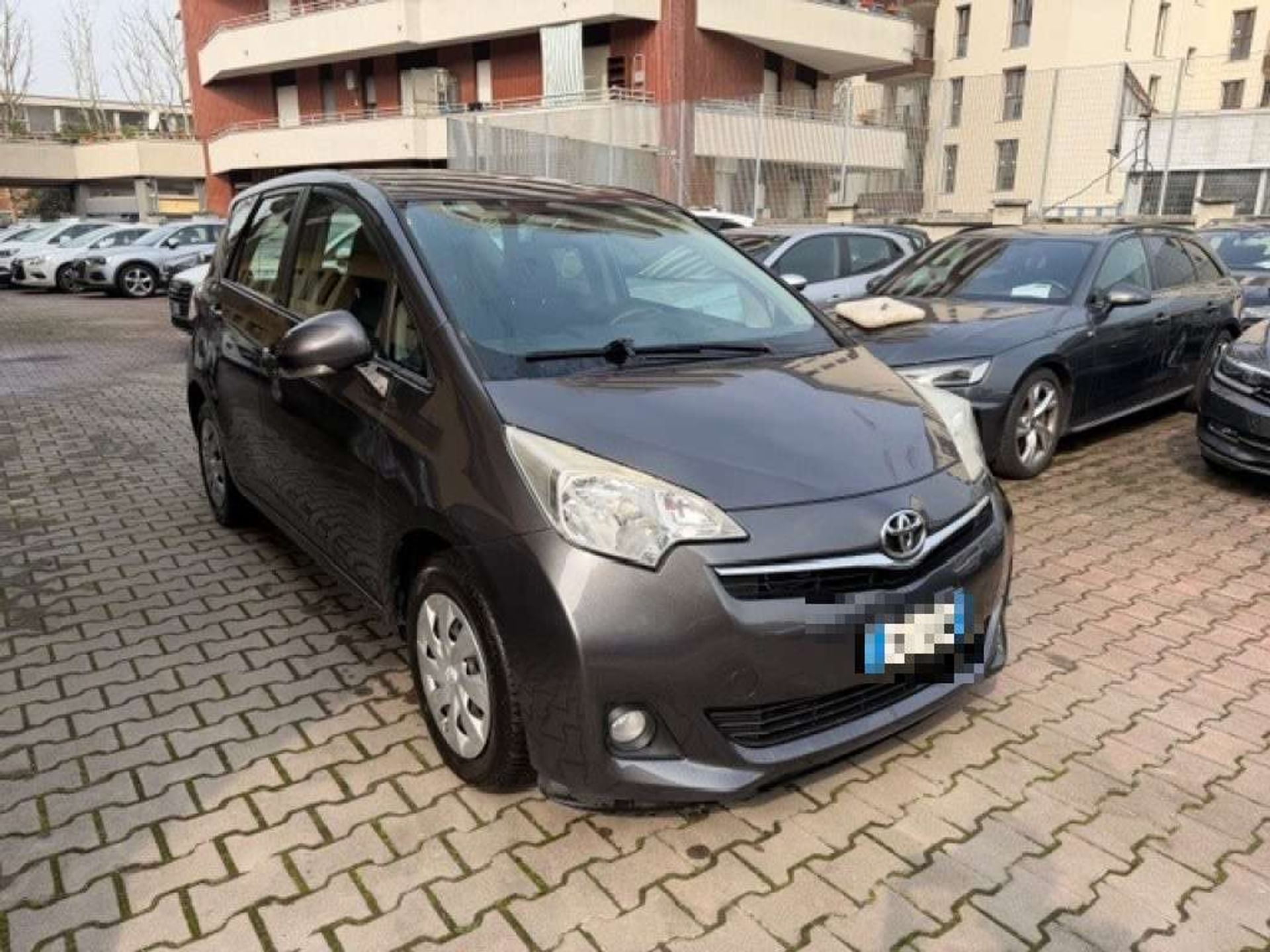 Toyota Verso-S