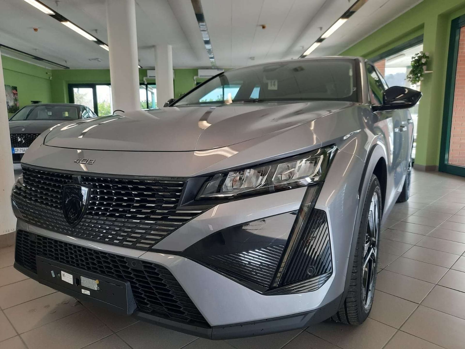 Peugeot 408