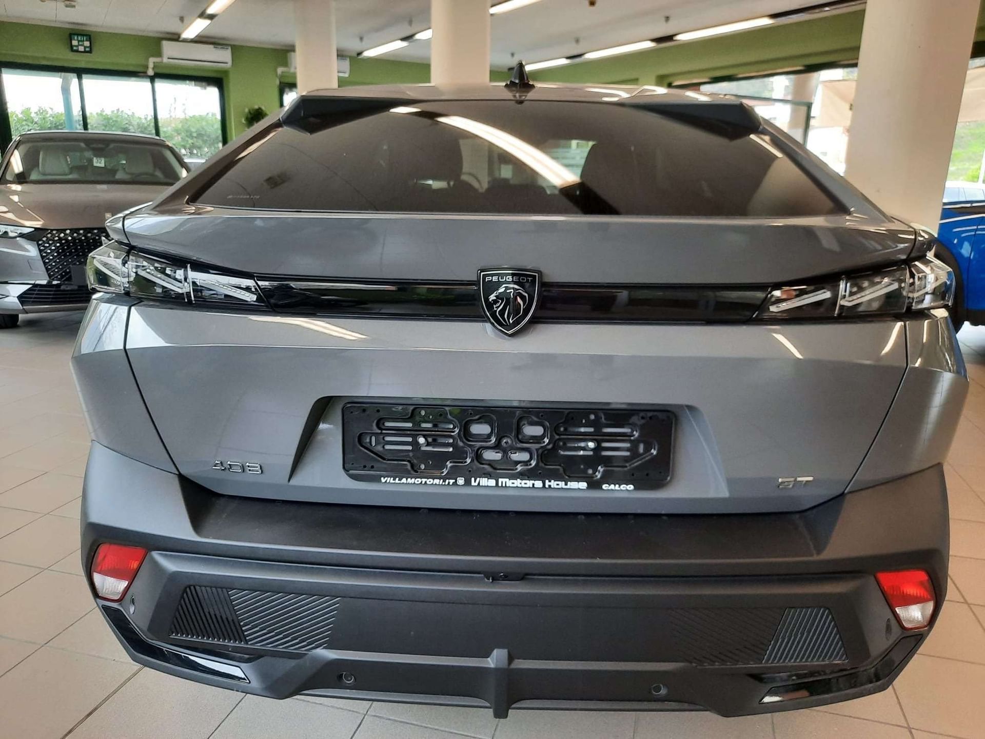Peugeot 408