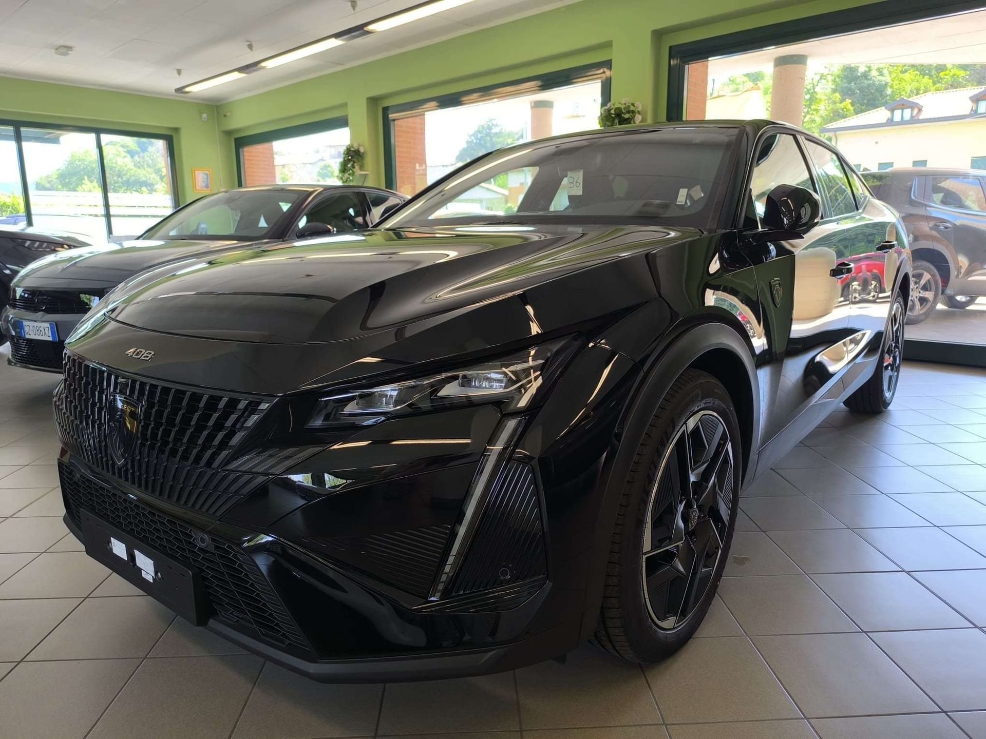Peugeot 408