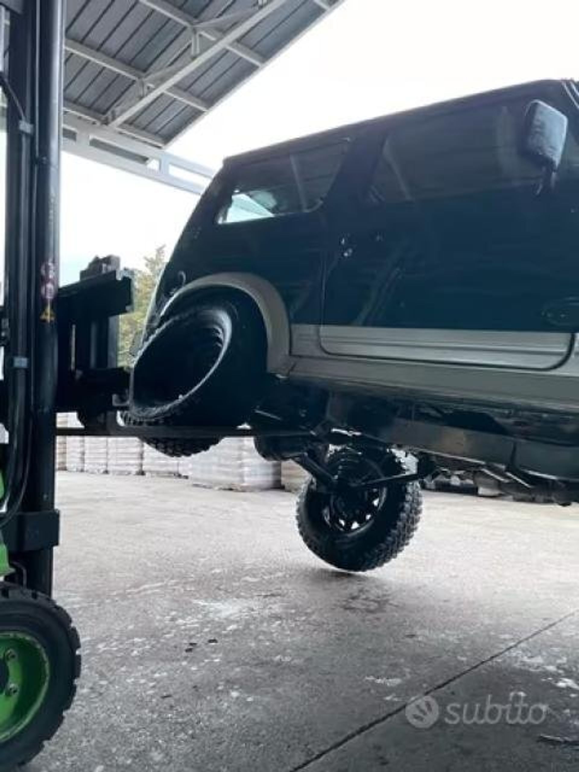 Suzuki Samurai