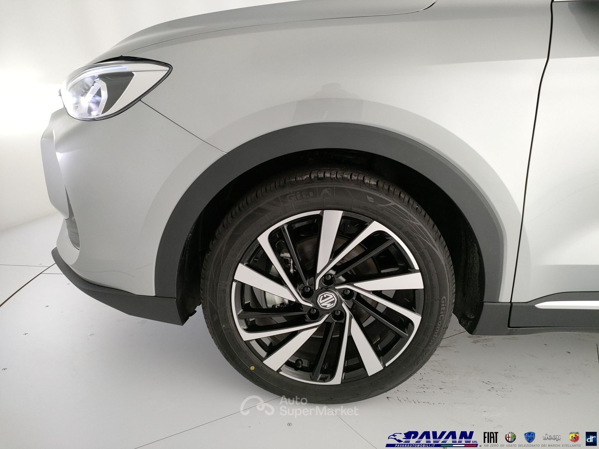 MG ZS