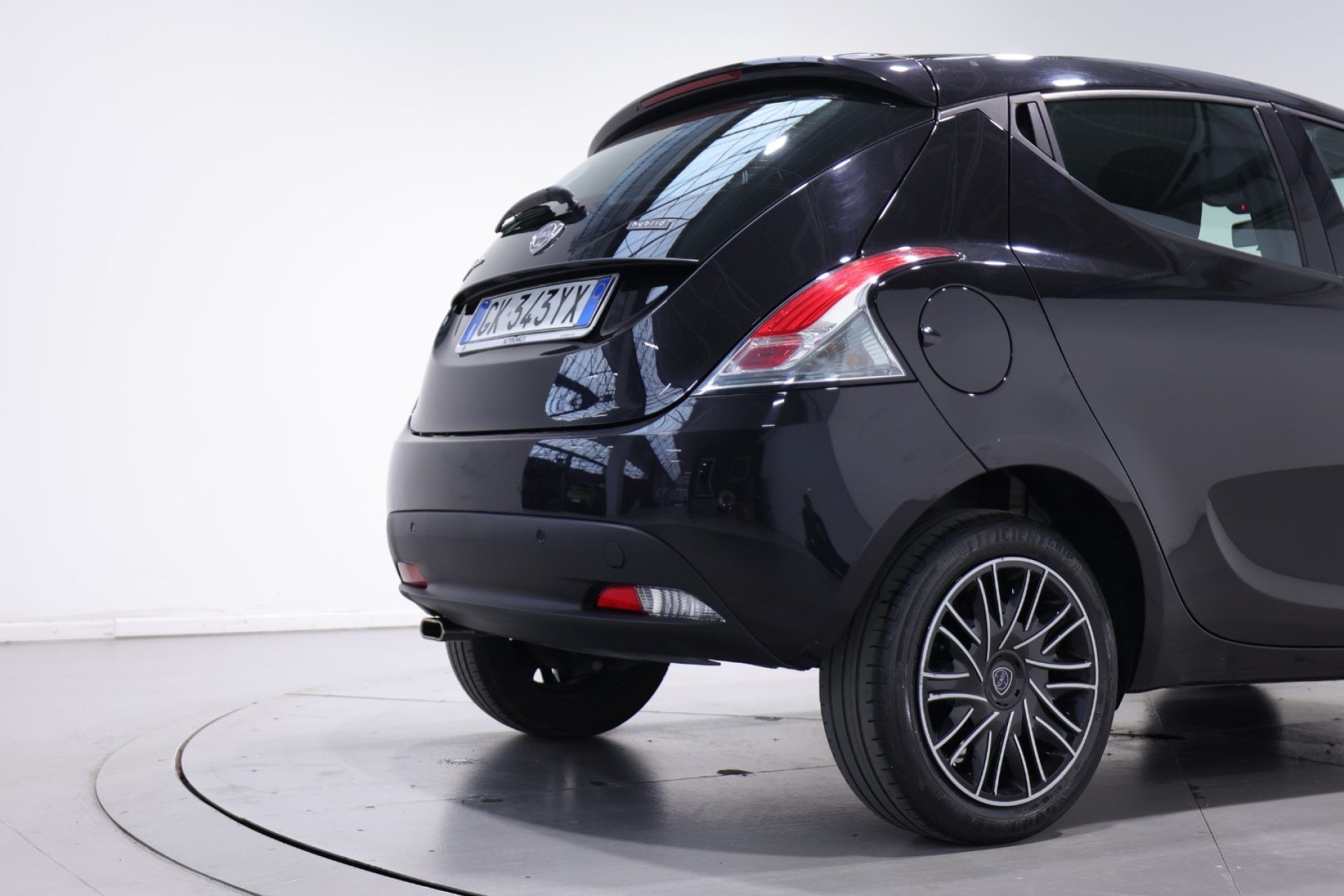 Lancia Ypsilon