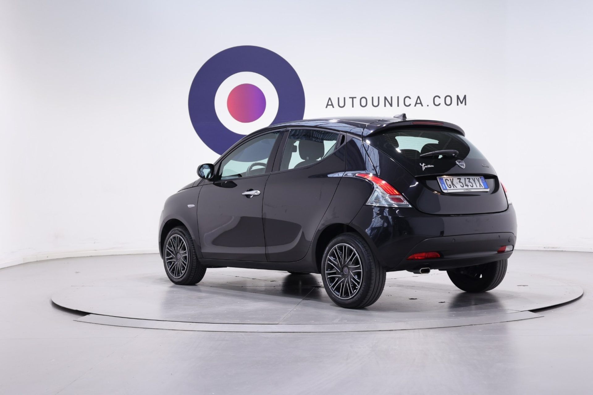 Lancia Ypsilon
