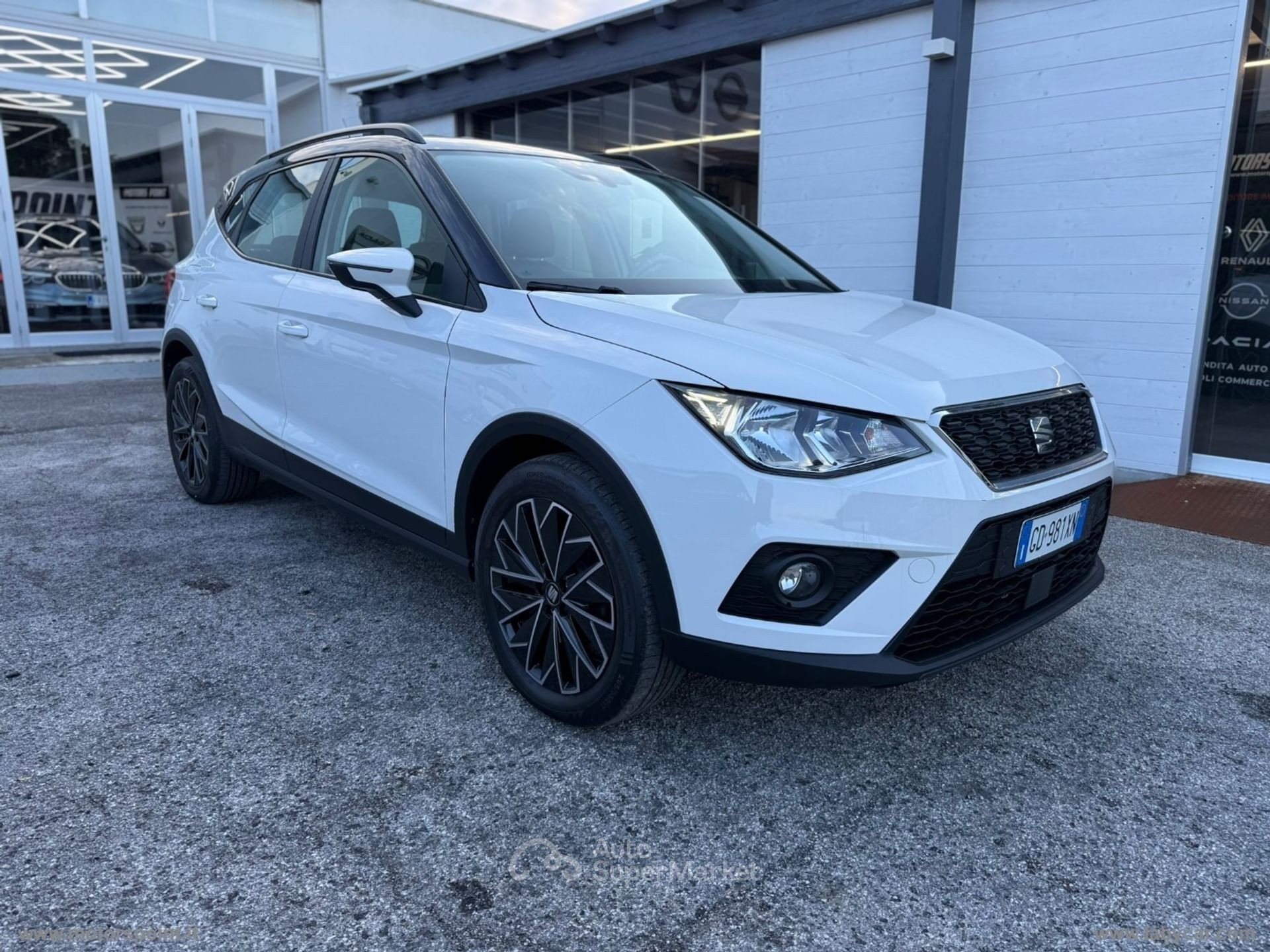Seat Arona