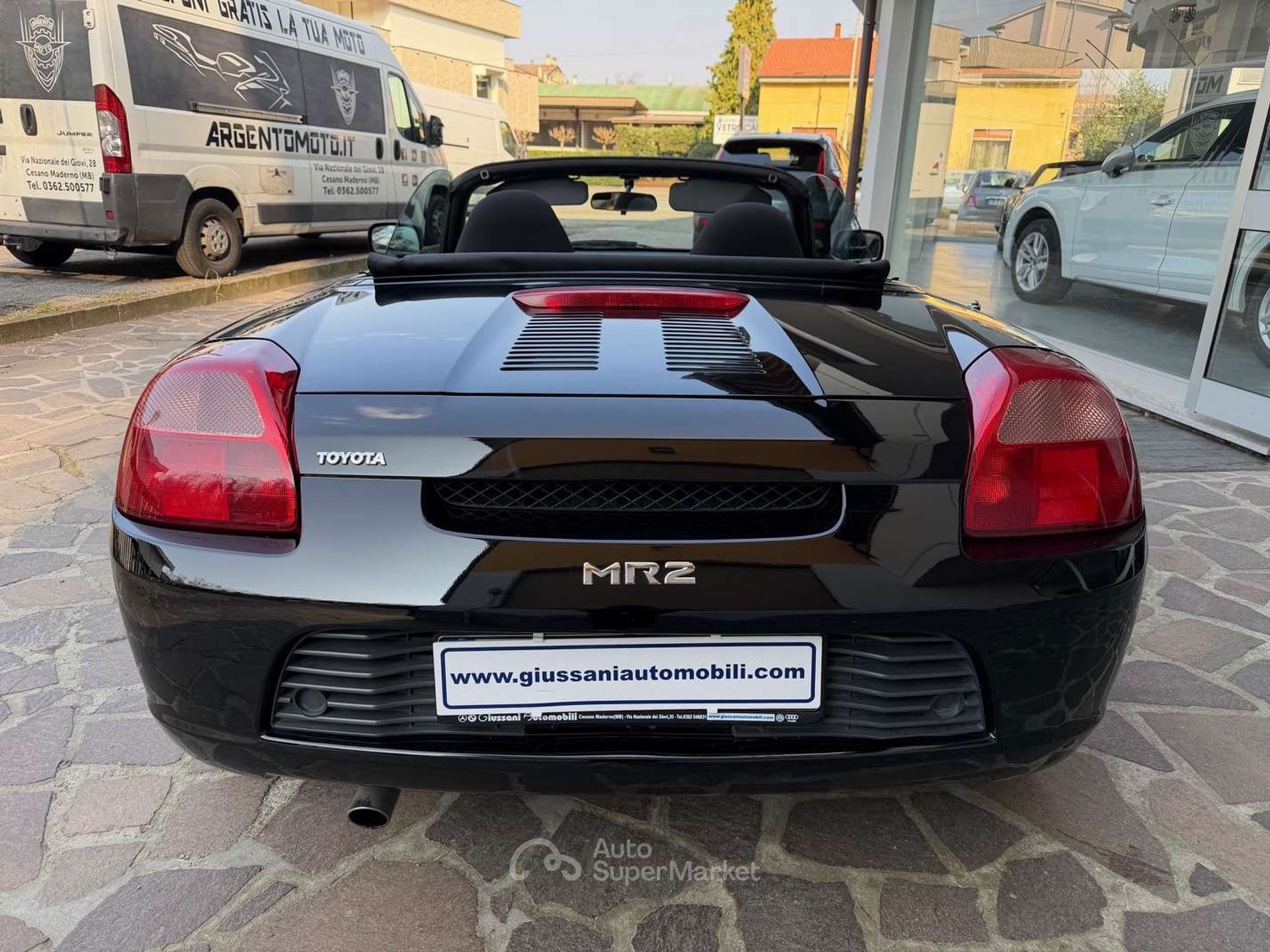 Toyota MR2
