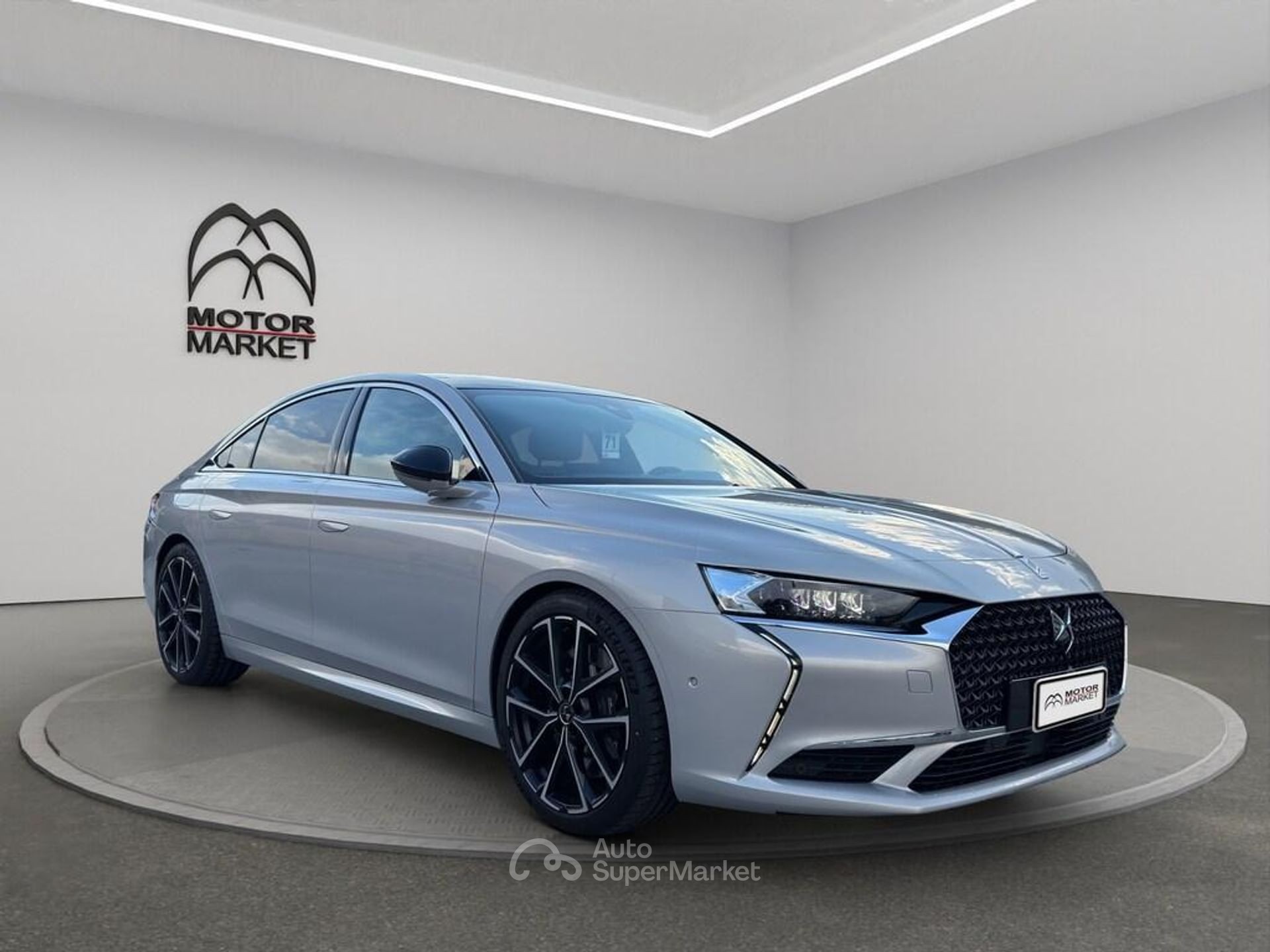 DS Automobiles DS 9 1.6 E-TENSE Rivoli+ 4x4 Auto Nuova Ibrida Benzina ...