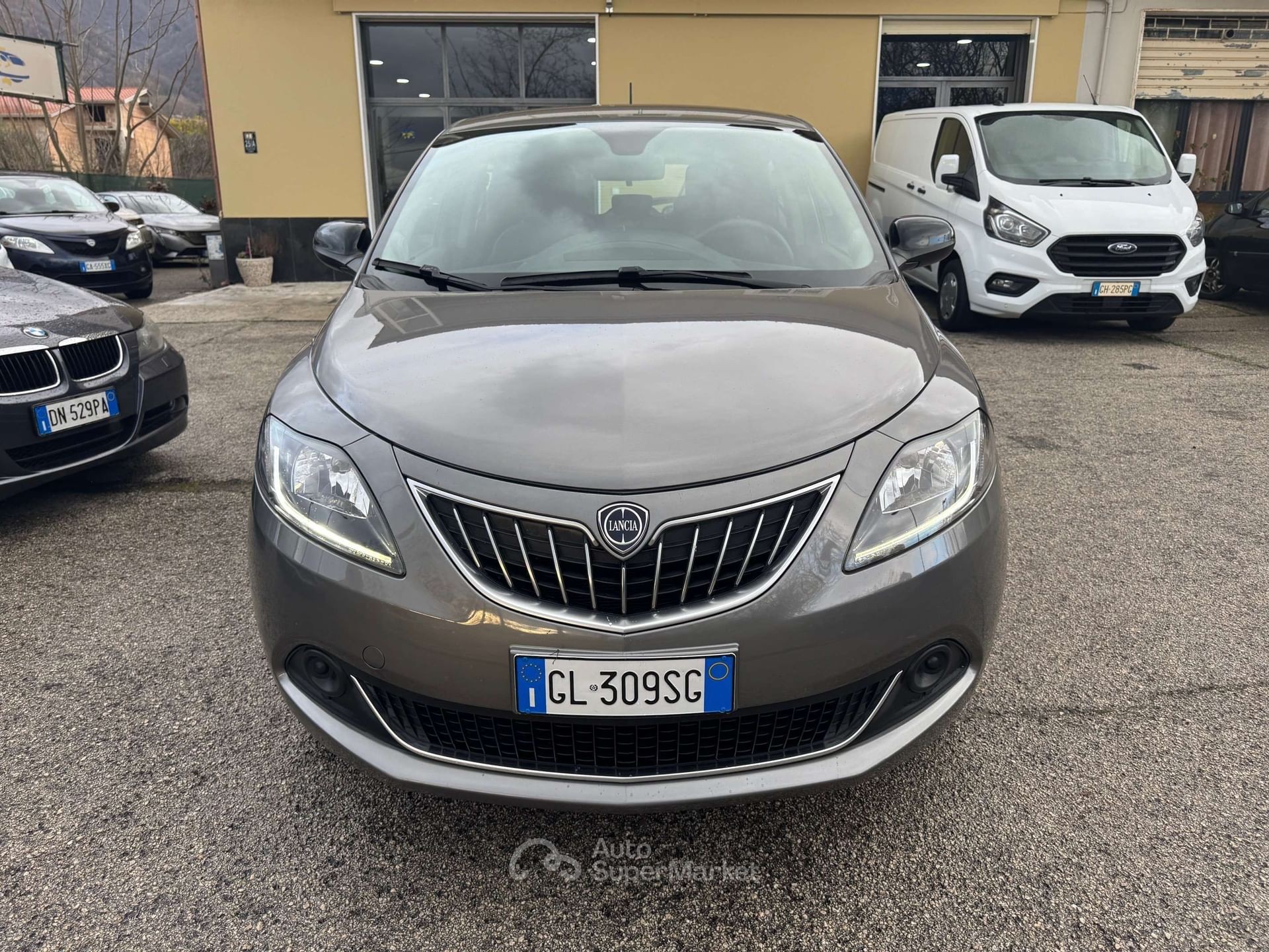Lancia Ypsilon