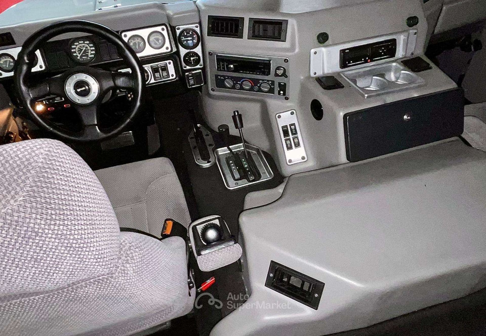 Hummer H1